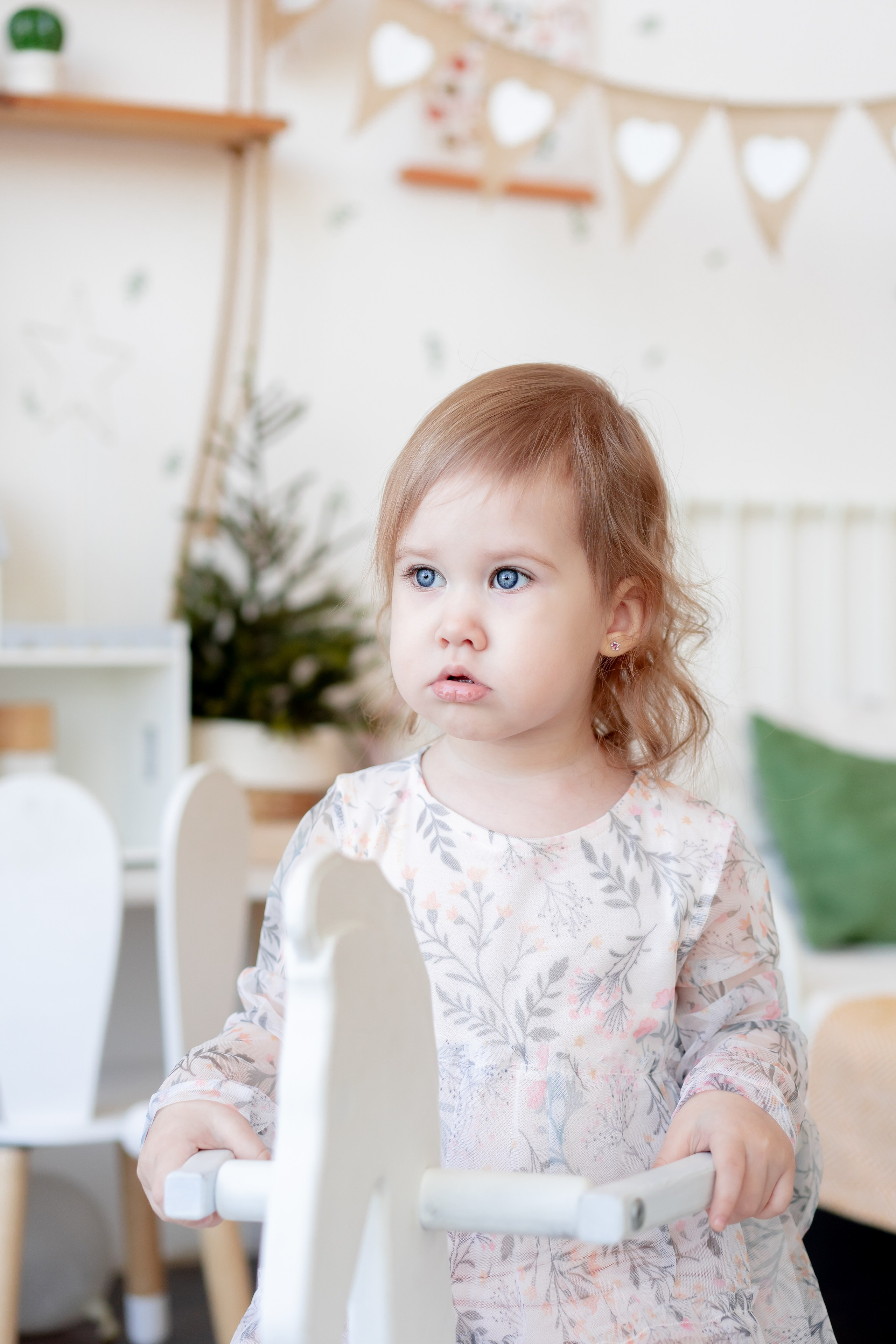 С Днём Рождения ребенка, портрет. Детская, семейная фотостудия в Санкт-Петербурге
