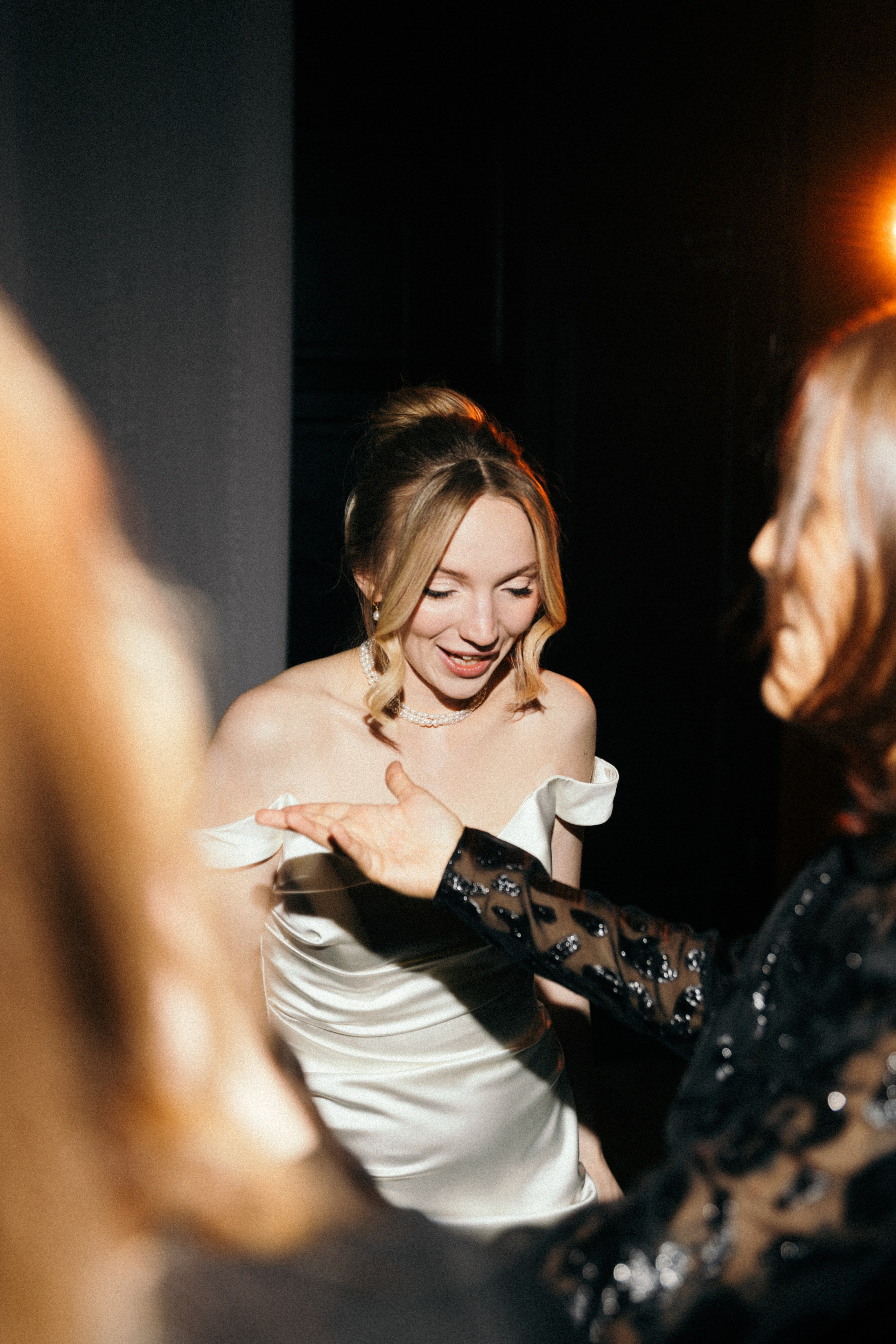 Свадьба в Питере. HELD BY LOVE. Фотограф в Астрахани Радмир Баймухамедов