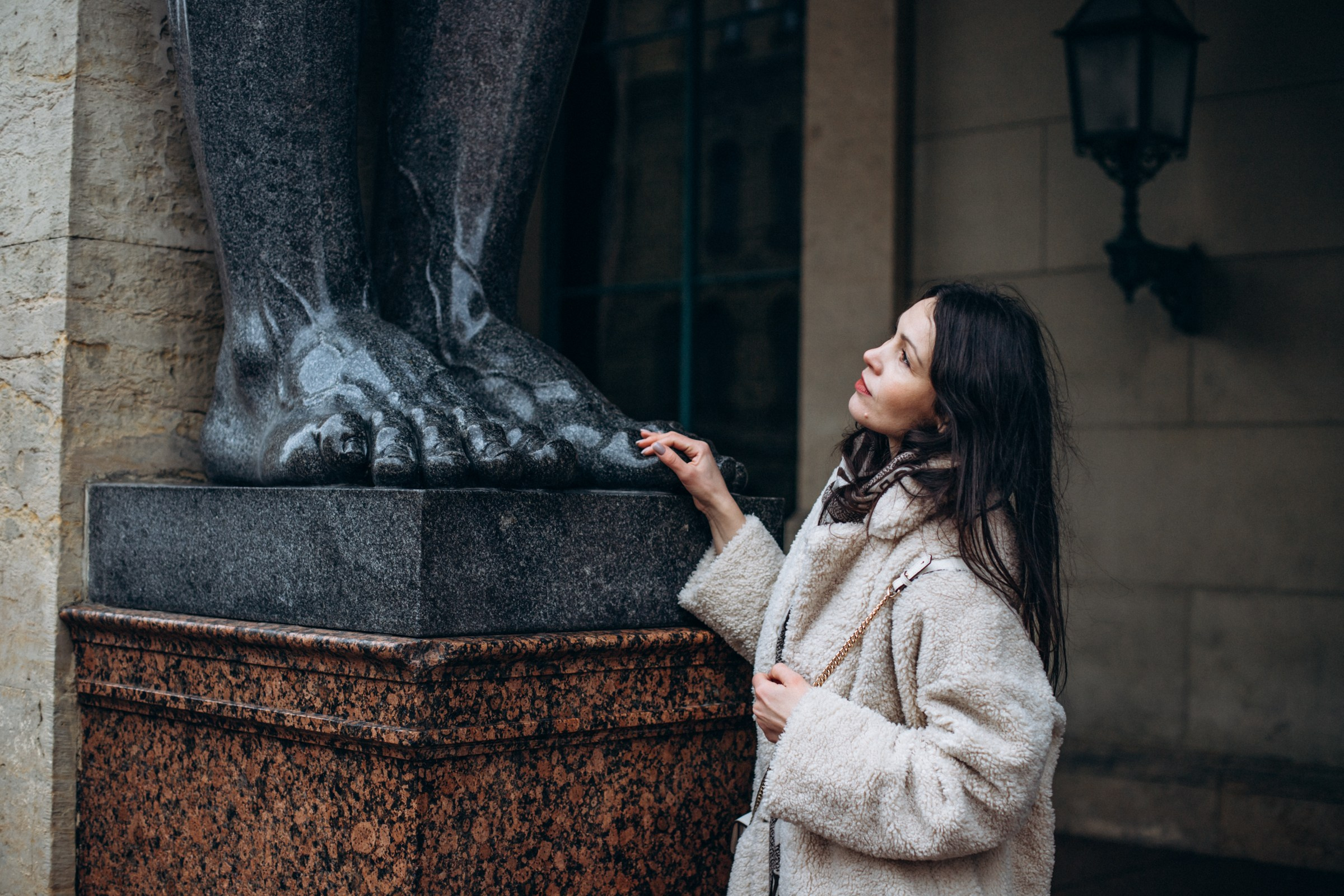 Светлана в феврале. Фотопрогулка в Петербурге. Индивидуальный и семейный фотограф в Санкт-Петербурге