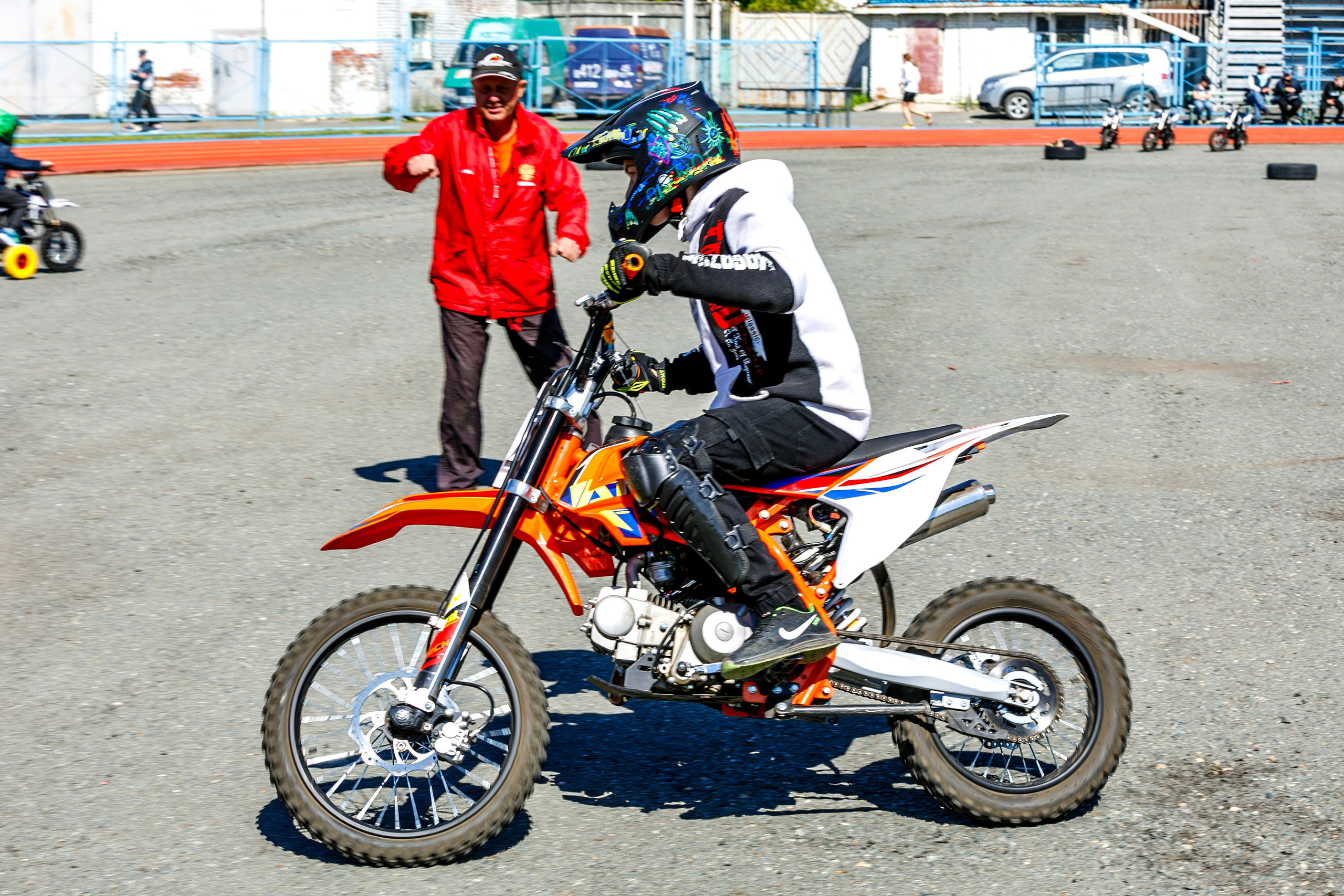 Тренер Валерий Перцев. Фотограф Андрей Гузеев