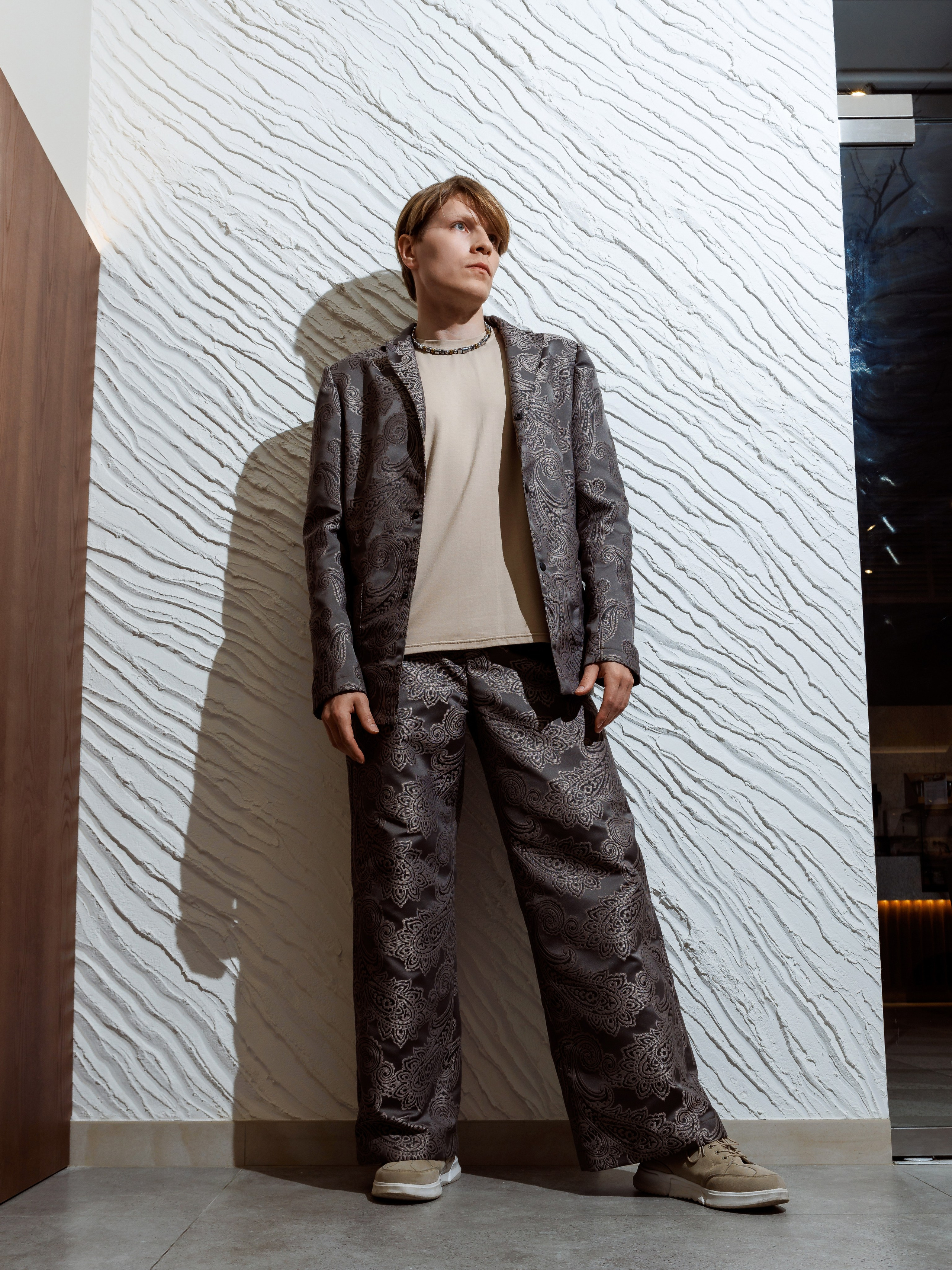 TONY CLOU. Съёмка в кофейне. Фотограф Виталий Хайлов, Екатеринбург