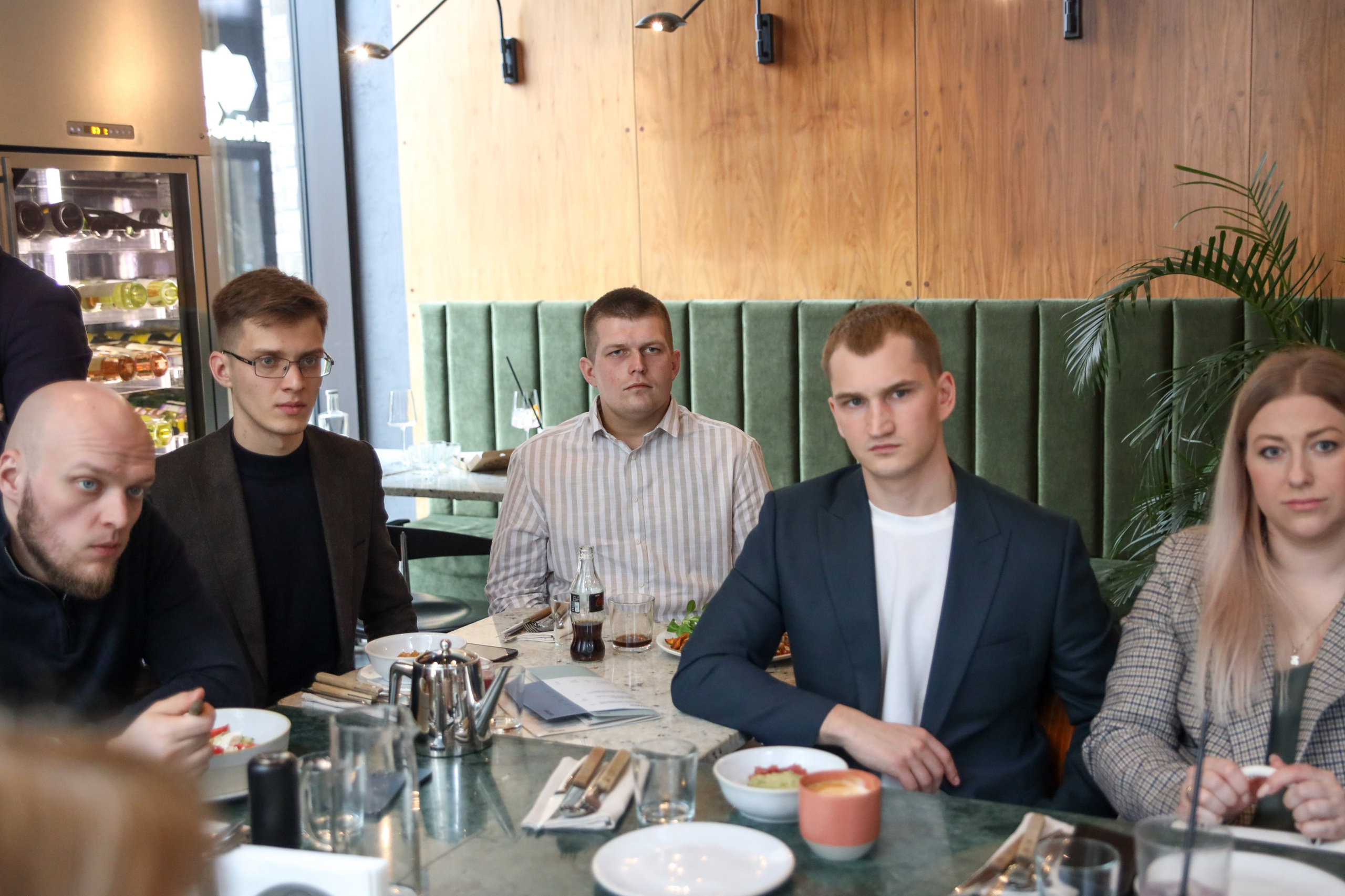 Лабецкий НЕДВИЖЕМОСТЬ. Ужин. Главная