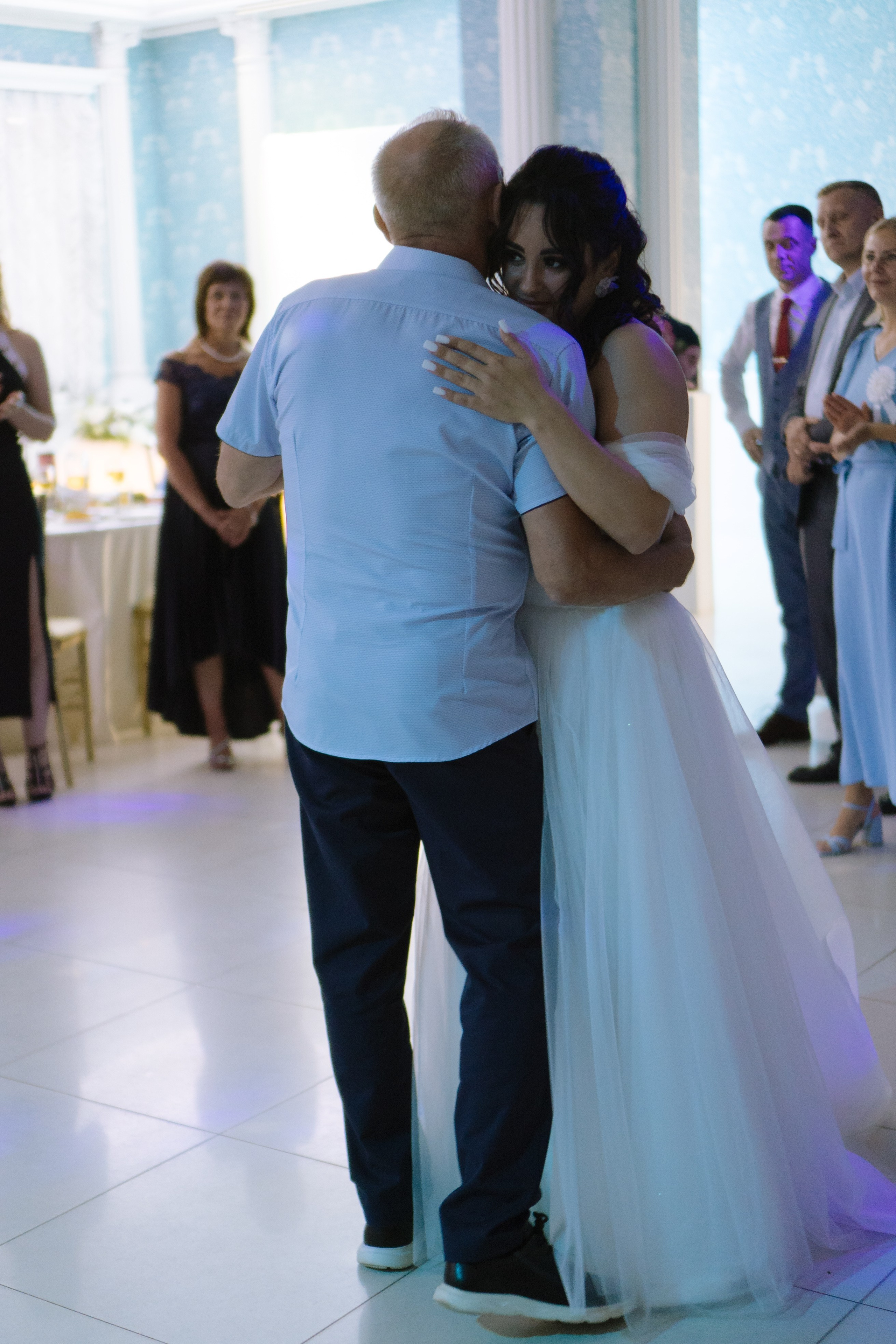 ТАНЕЦ ОТЦА И ДОЧЕРИ НА БАНКЕТЕ (СВАДЕБНАЯ ФОТОСЕСИИЯ БАНКЕТА). Профессиональный фотограф, Санкт-Петербург — Виктория Богомолова