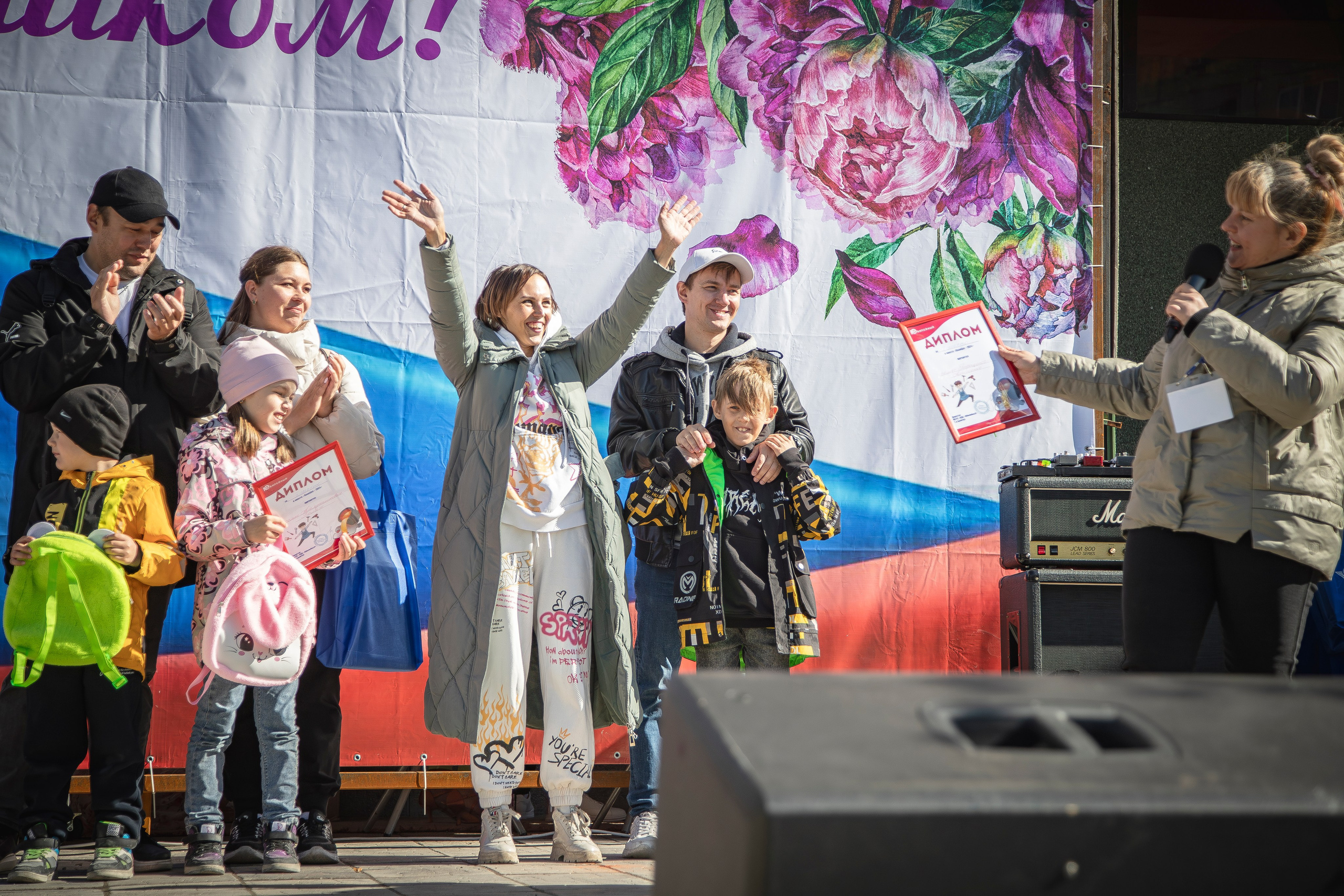Репортажная съемка праздник города. Семейный и свадебный фотограф в Норильске Дмитрий Степанов