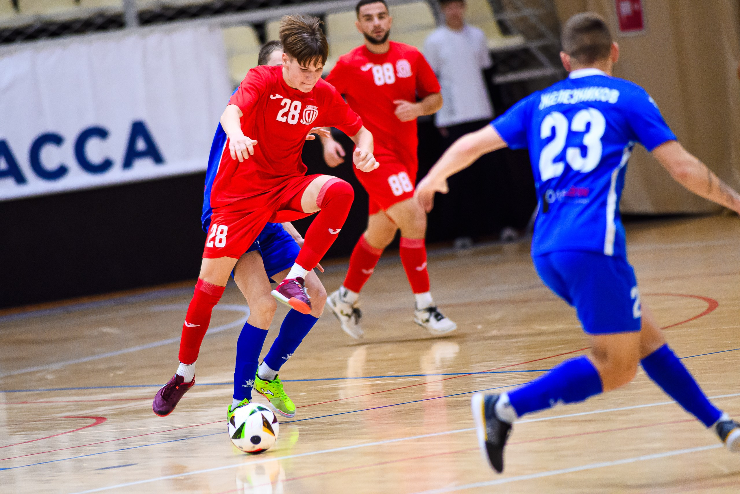 Высшая лига по футзалу — Сезон 2024-2025 — 2ой тур. Репортажный фотограф в Кемерово
