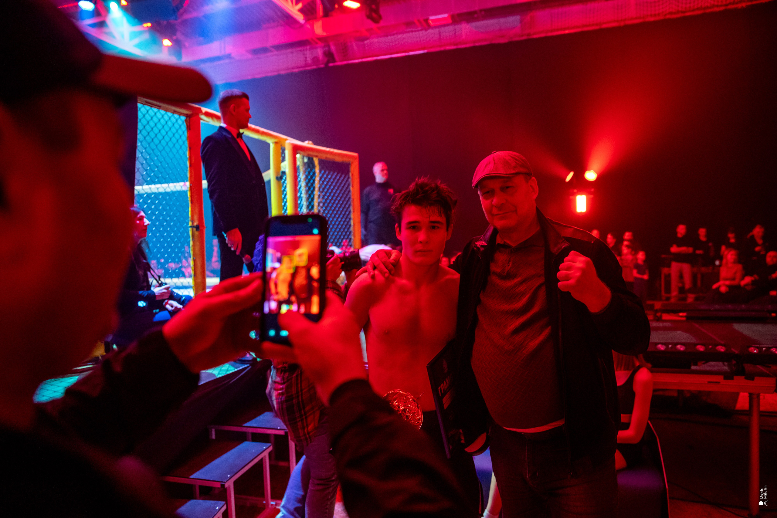 Бои в клетке «Северный Воин». Портретный фотограф Денис Милютин