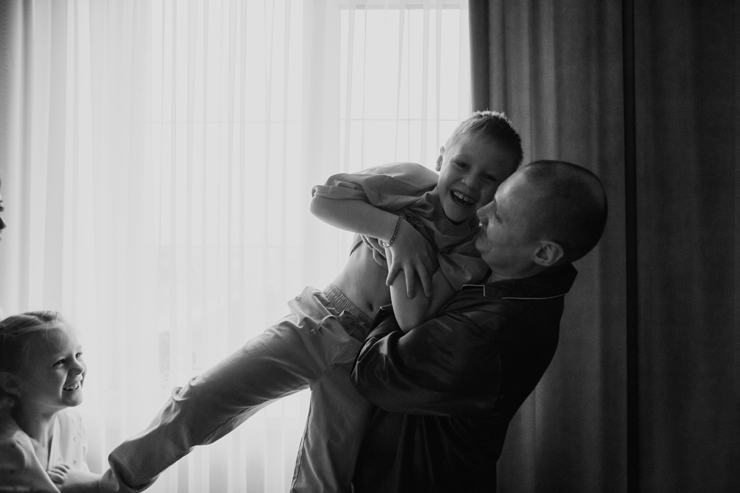 Вова и Настя+2. Семейный фотограф в Рязани Харламова Влада