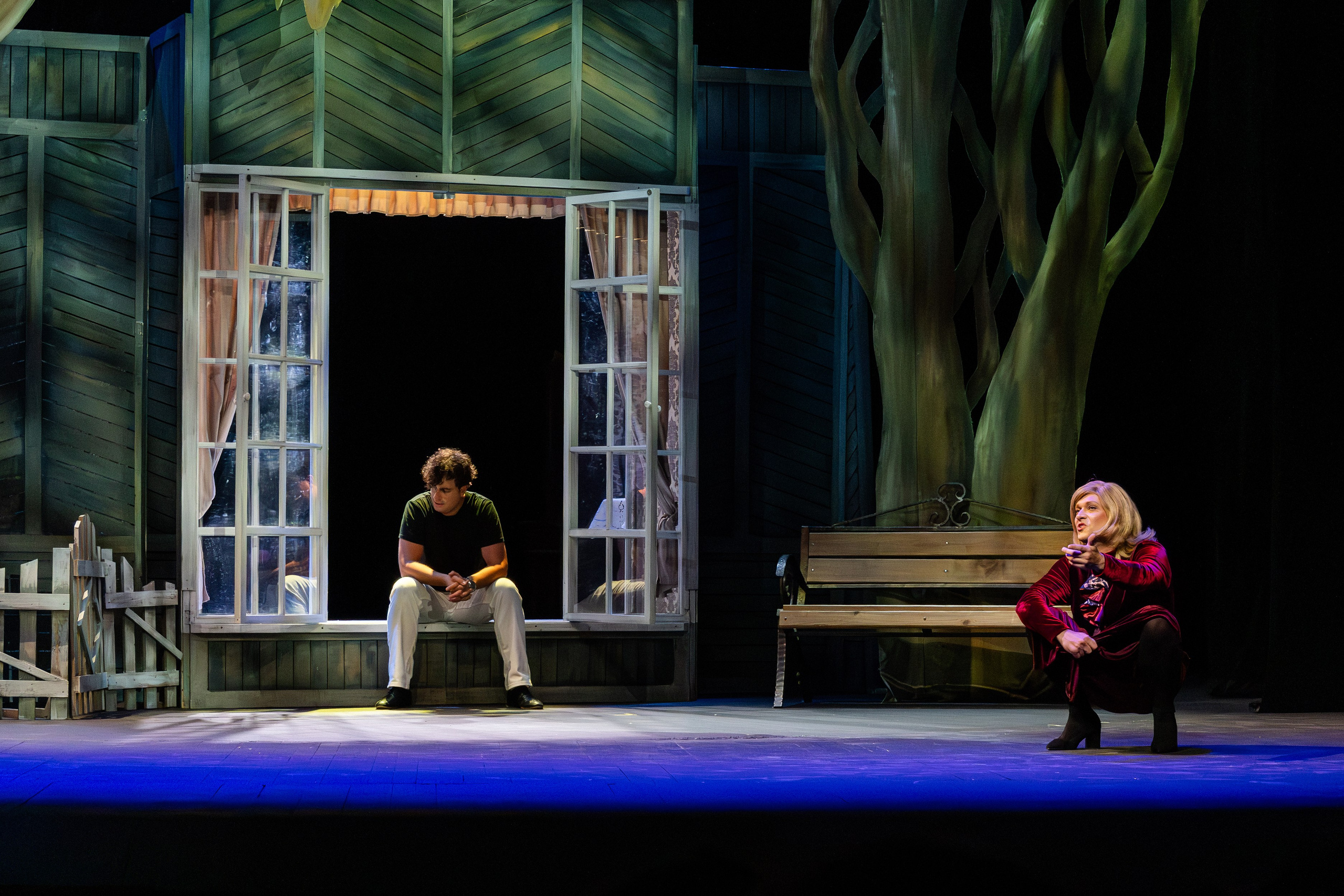 Театр Юного Зрителя «Отчаянные Тетки». Фотограф Марк Файзулин