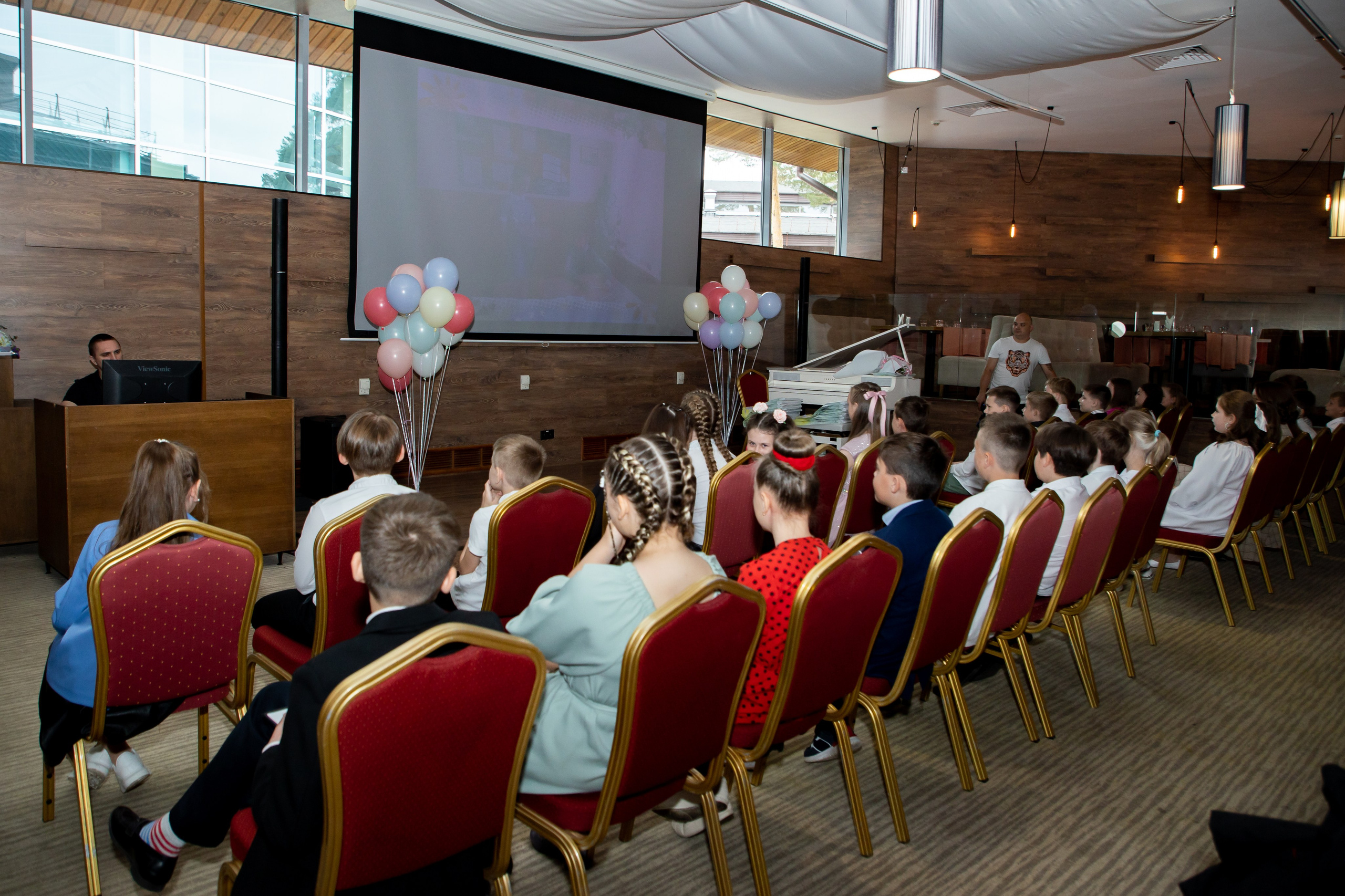 Начальная школа. Фотограф Алёна Финашова