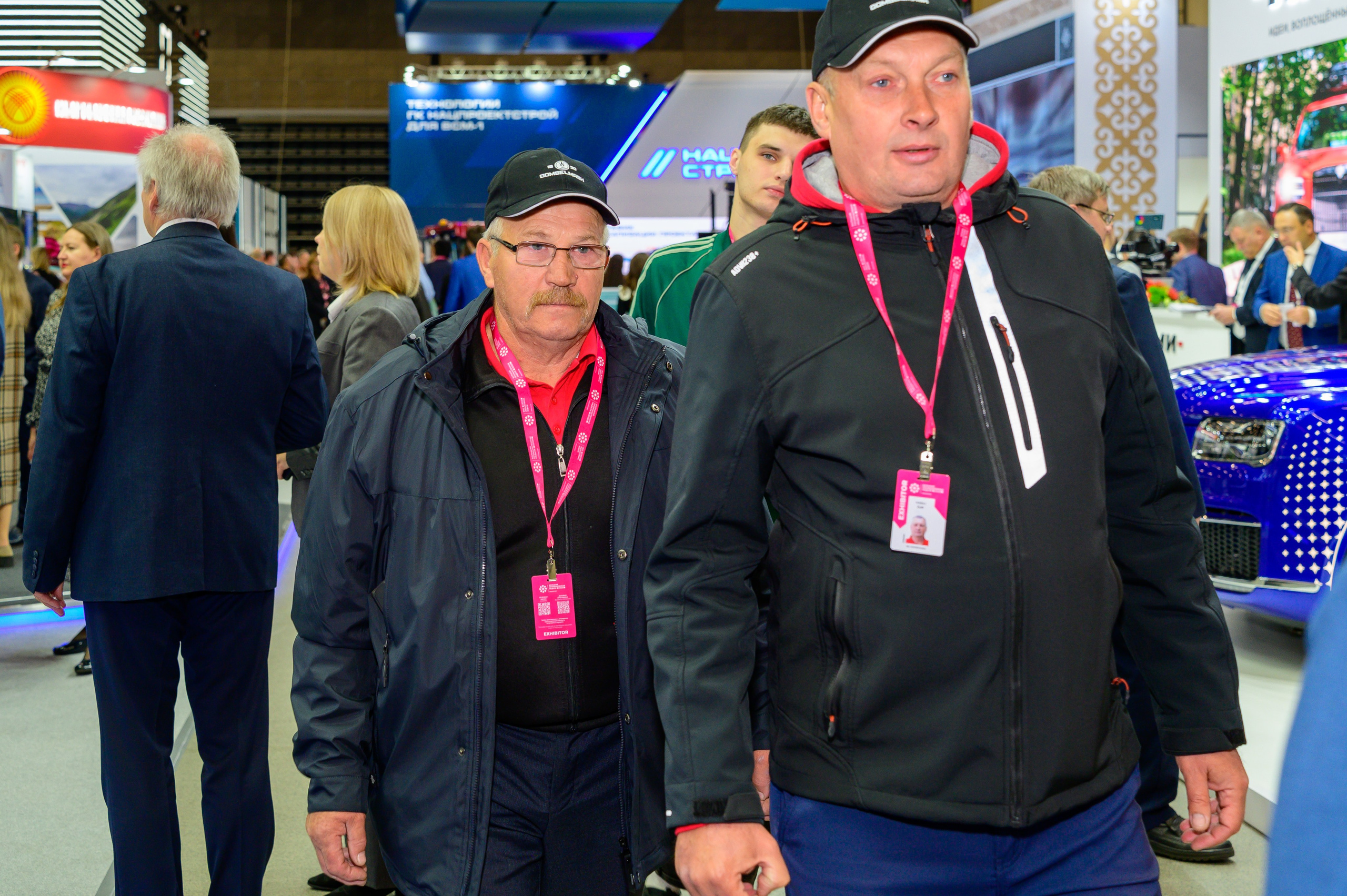 BigindustrialweekBelarus. Фотоуслуги, услуги фотографа, фотографирование важных событий