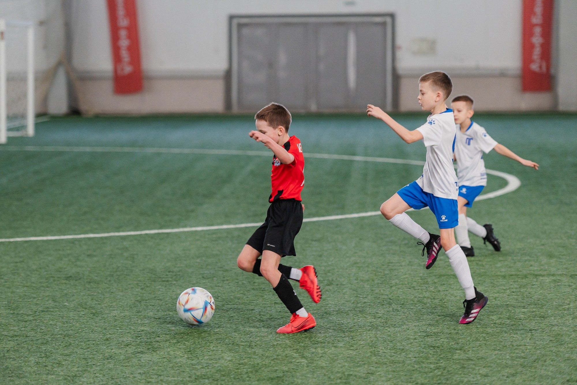 Детский турнир по футболу KAMILOV CUP-2024. Свадебный и репортажный фотограф Никита Сницарев в Барнауле