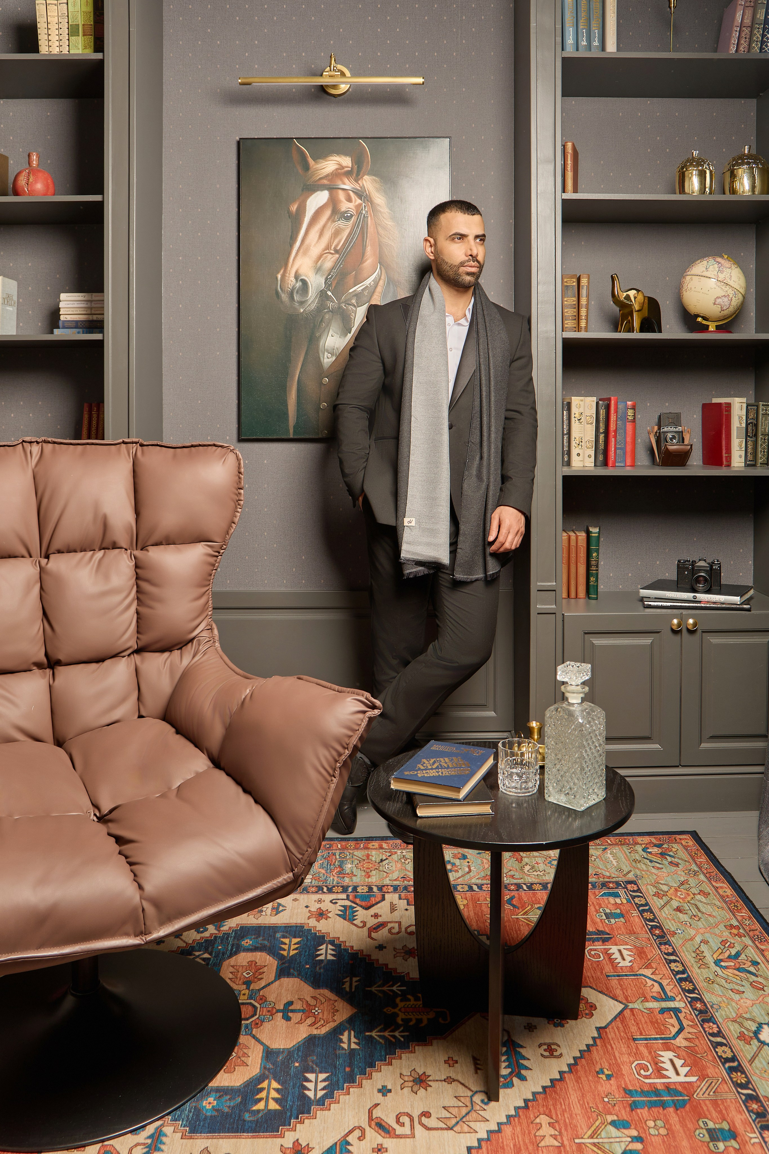 Фотосессия мужских шарфов. Фотограф Руслан Потапов в Краснодаре