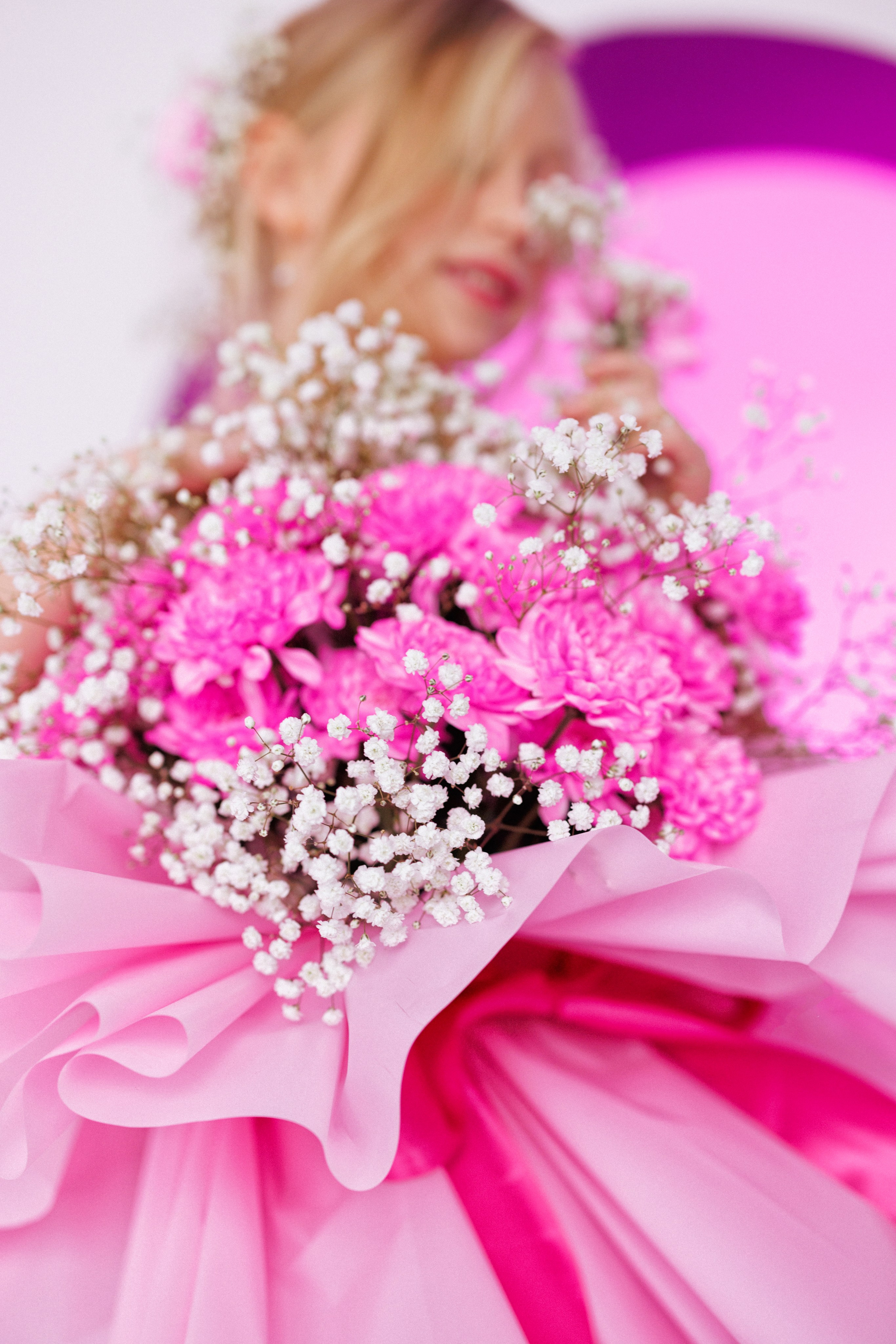 Фотосессия для девочек в форме букета с живыми цветами. Семейный и детский фотограф в Краснодаре Анна Трашкова