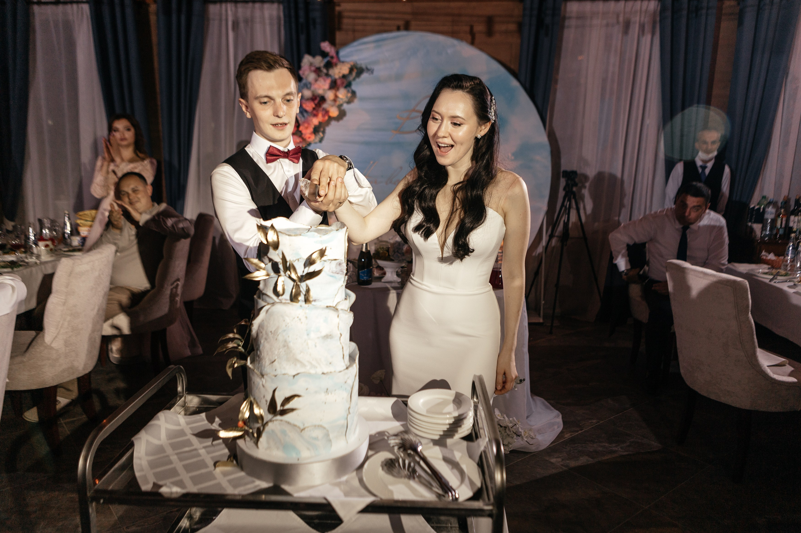 Свадебный фотограф Уфа — Руслан ГабдлисламовЖивые эмоции, красивые кадры, воспоминания на всю жизнь.Работаю по всей Республике Башкортоста. Свадебный фотограф Уфа Руслан Габдлисламов