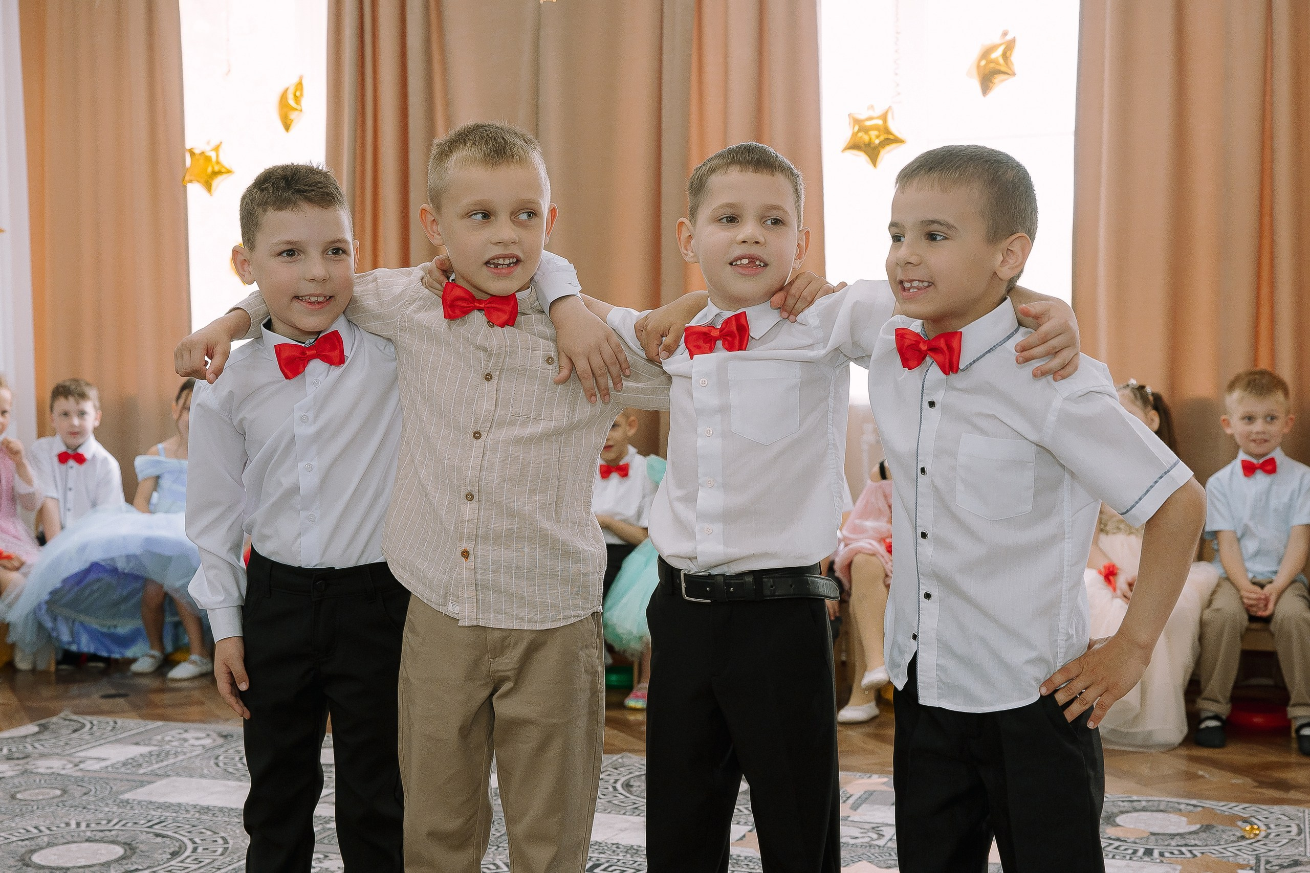 Выпускной в ДС 26. Выпускные альбомы Натальи Бутко: Новороссийск, Анапа, Геленджик