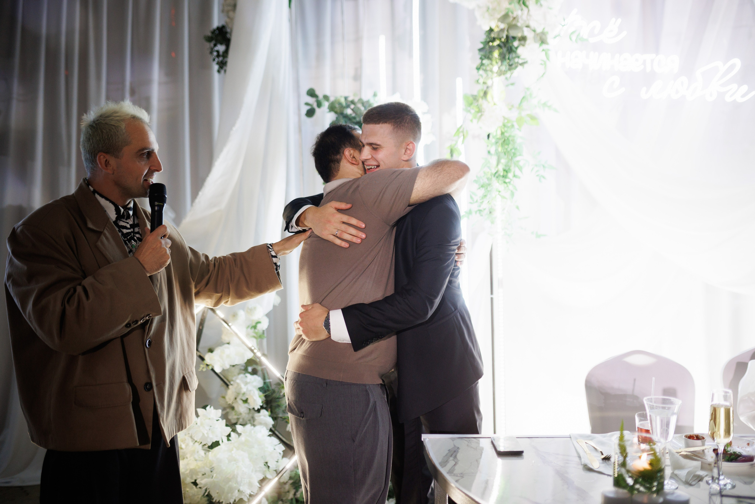 Сентябрь 2025, Белый лис, Выкса. Фотограф городских и семейных событий в Нижнем Новгороде Артем Карпухин