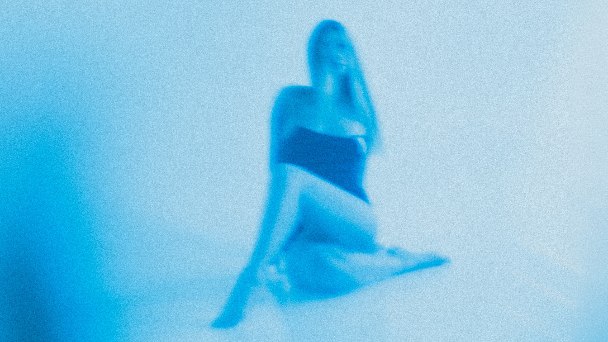 ELEGANT MARIANNA. ALEXANDER VESELKOV — ФОТОГРАФ | NFT ARTIST | РЕЖИССЕР I VISUAL ARTIST