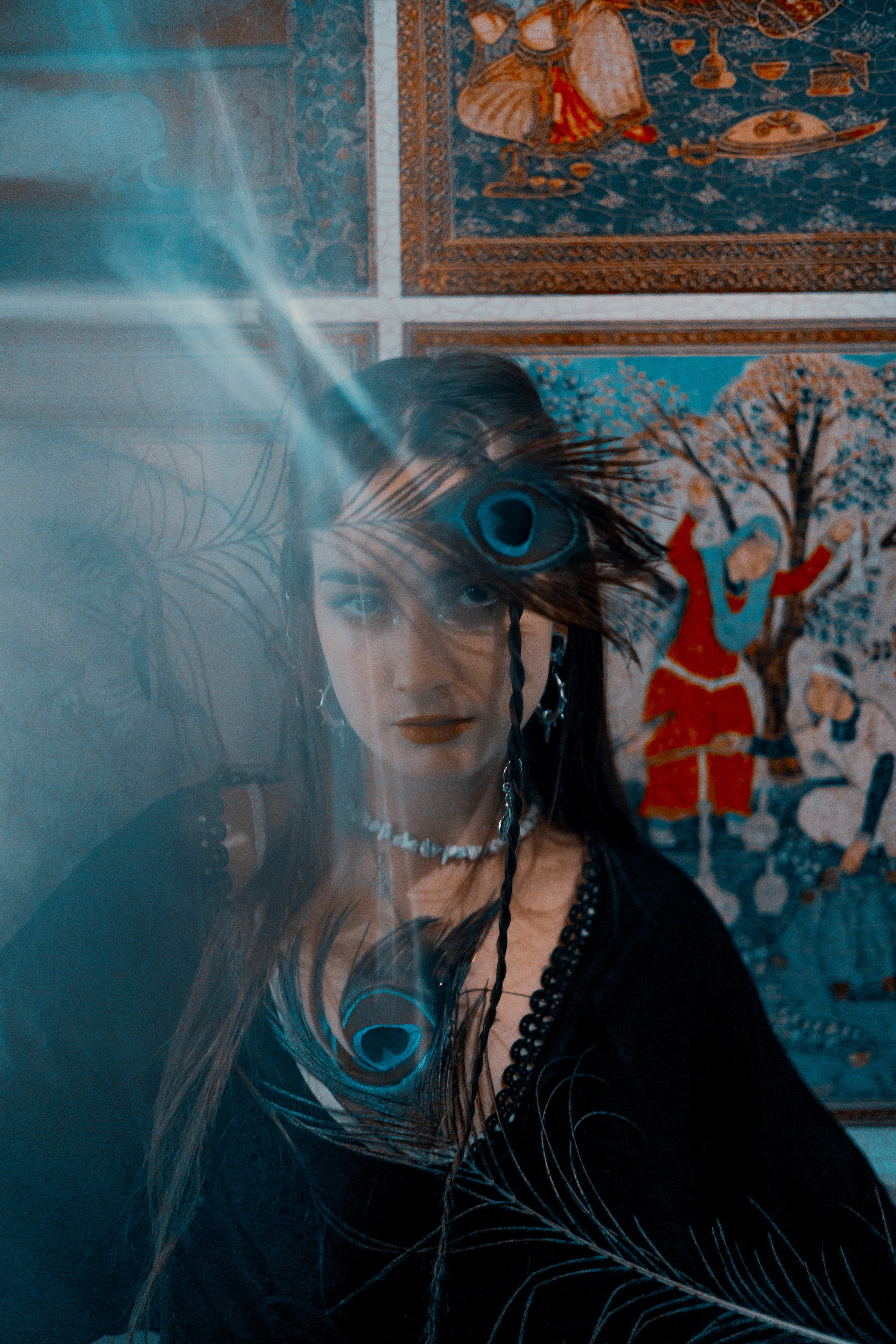 Фотосессия с восточными нотами в индийском кафе "Кашмир", где чарующая девушка искусно создает магические моменты. Фотограф: Alexander Veselkov - Photographer | AV.