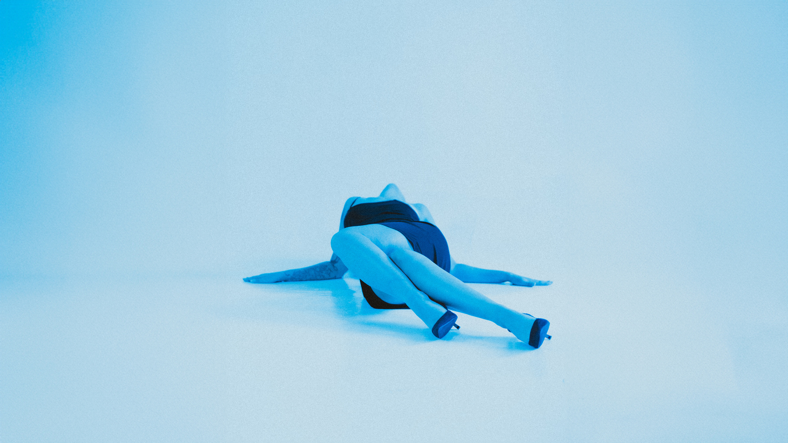 Великолепная художественная фотография в Санкт-Петербурге и Москве перенесет вас в мир удивительного и неповторимого стиля, где необычные цвета и образы создают шедевры. Фотограф: Alexander Veselkov - Photographer | AV.