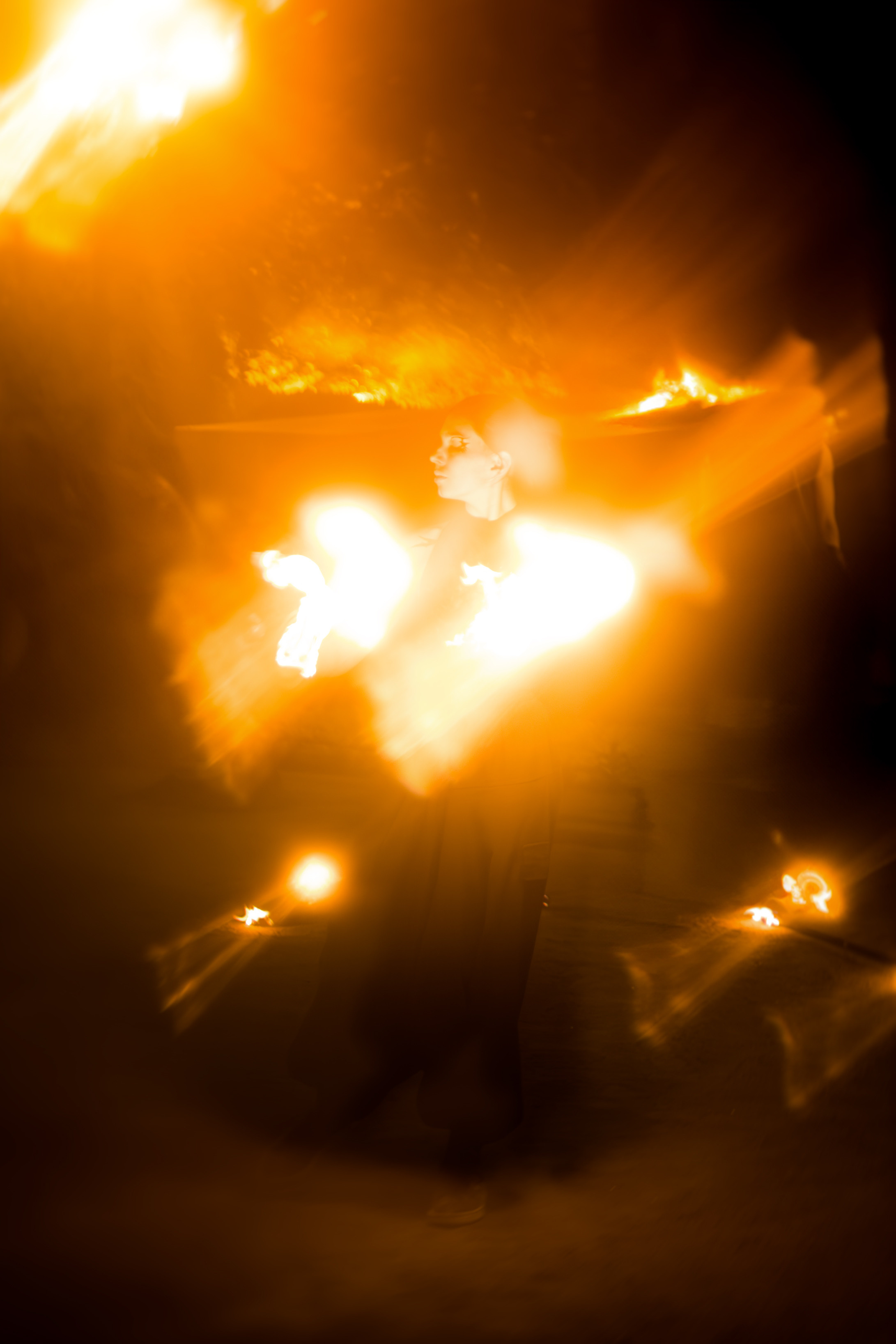 FIRESHOW. ALEXANDER VESELKOV — ФОТОГРАФ | NFT ARTIST | РЕЖИССЕР I VISUAL ARTIST