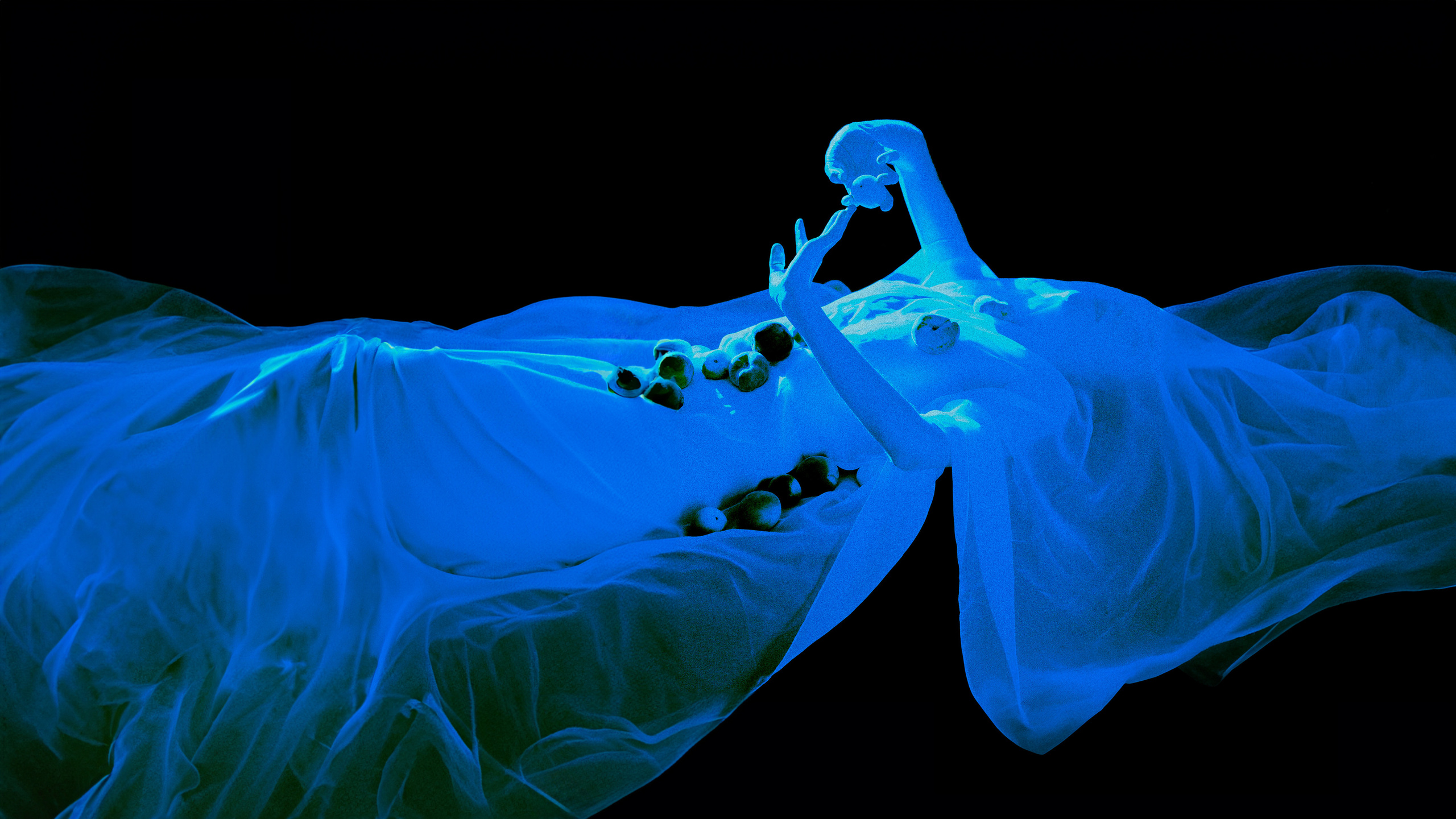 Заказать и оплатить Digital ART съемку. ALEXANDER VESELKOV — ФОТОГРАФ | NFT ARTIST | РЕЖИССЕР I VISUAL ARTIST