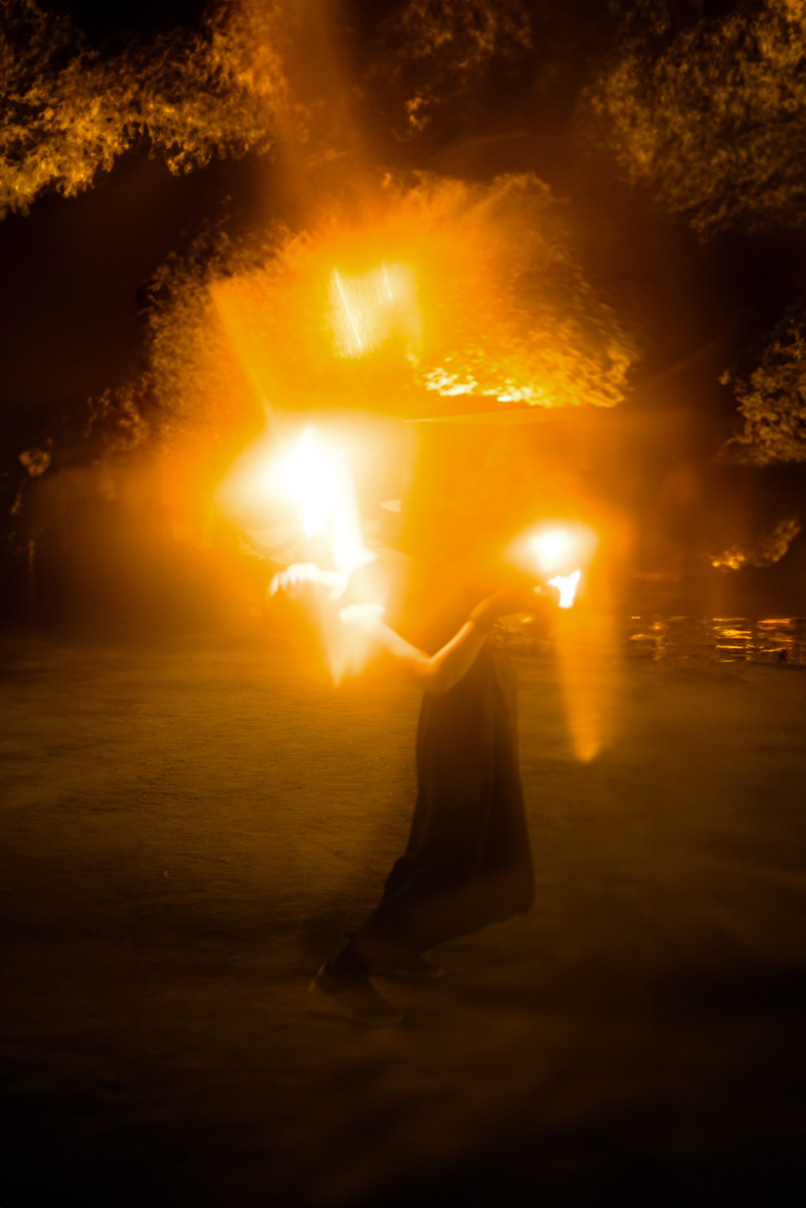 FIRESHOW. ALEXANDER VESELKOV — ФОТОГРАФ | NFT ARTIST | РЕЖИССЕР I VISUAL ARTIST