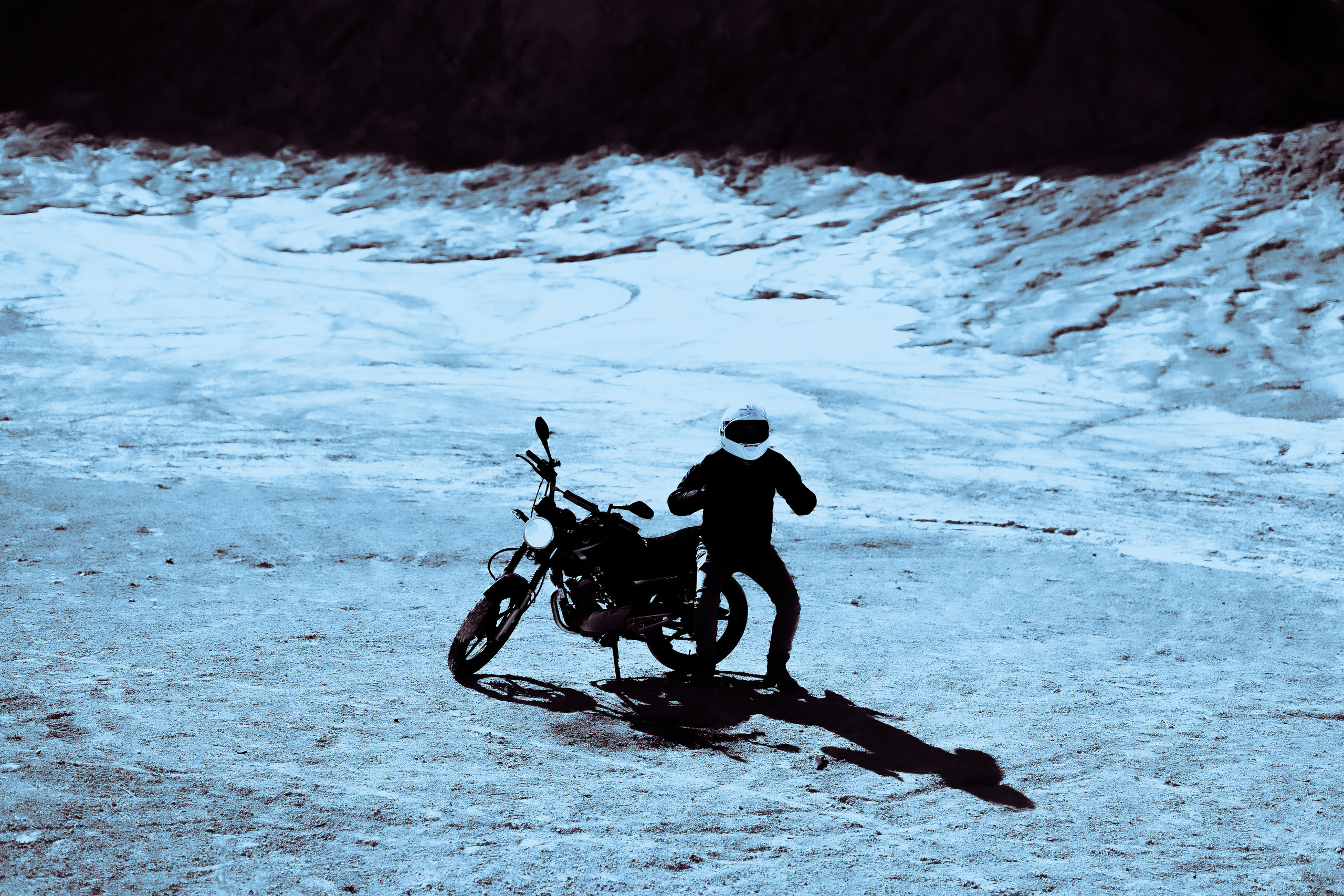 ALEXANDER VESELKOV — ФОТОГРАФ | NFT ARTIST | РЕЖИССЕР I VISUAL ARTIST