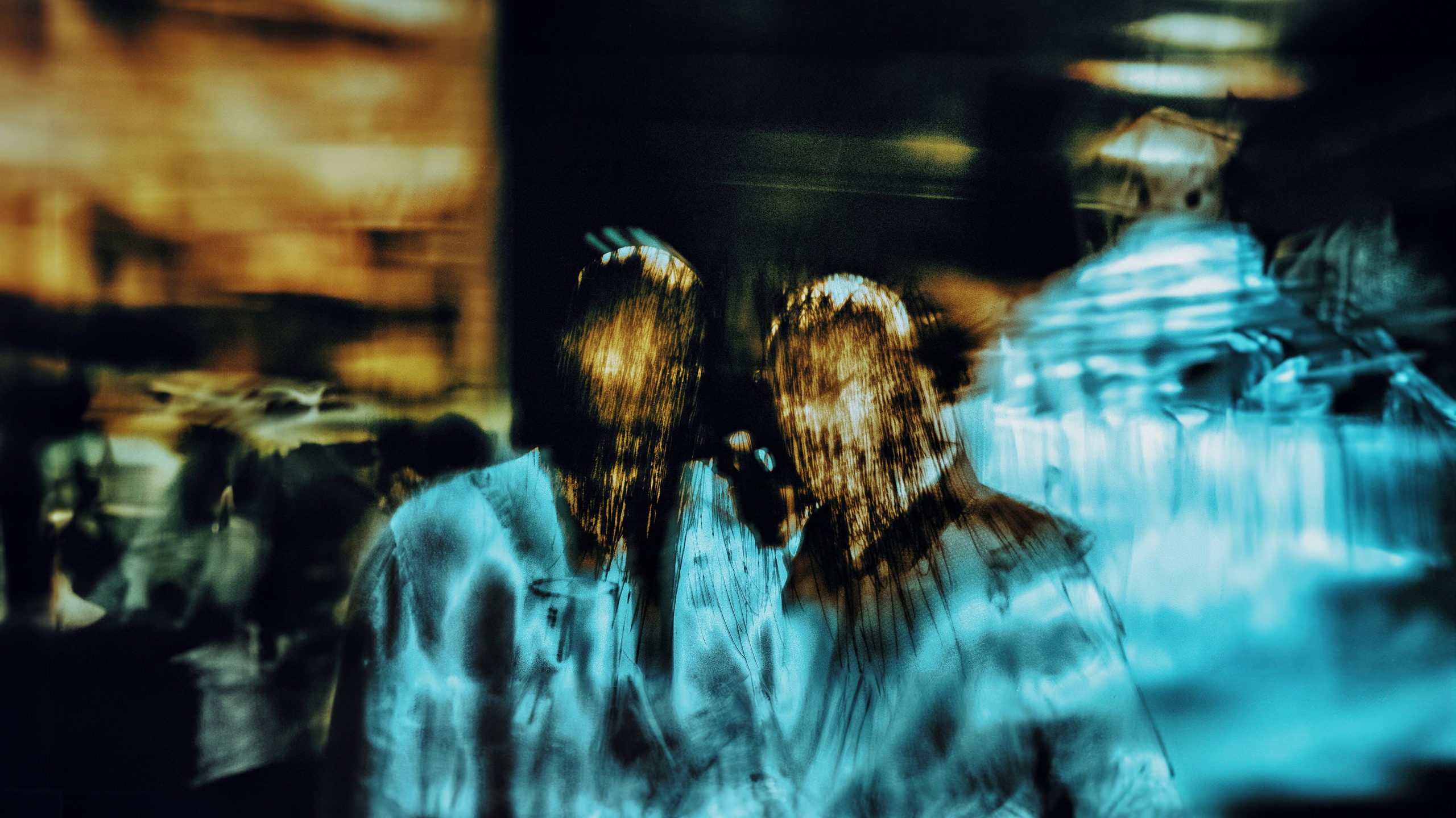 ALEXANDER VESELKOV — ФОТОГРАФ | NFT ARTIST | РЕЖИССЕР I VISUAL ARTIST