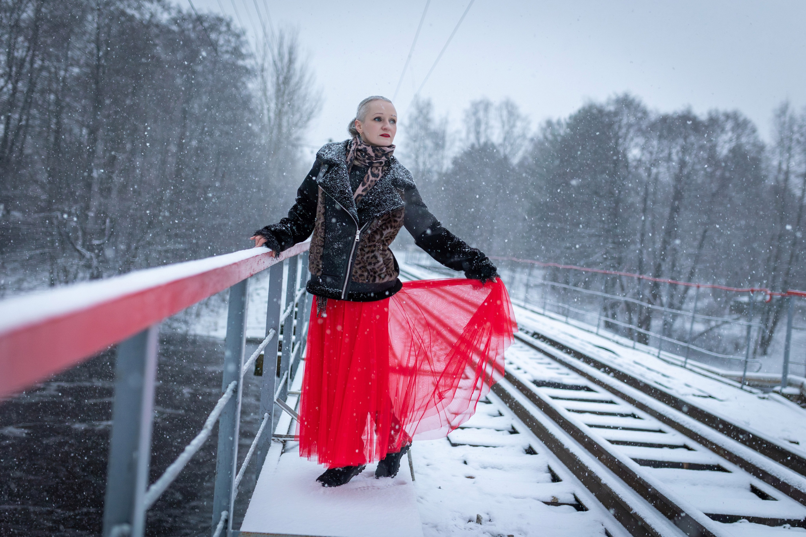 2025-01-01. Рубин на снегу, ♥️❄️