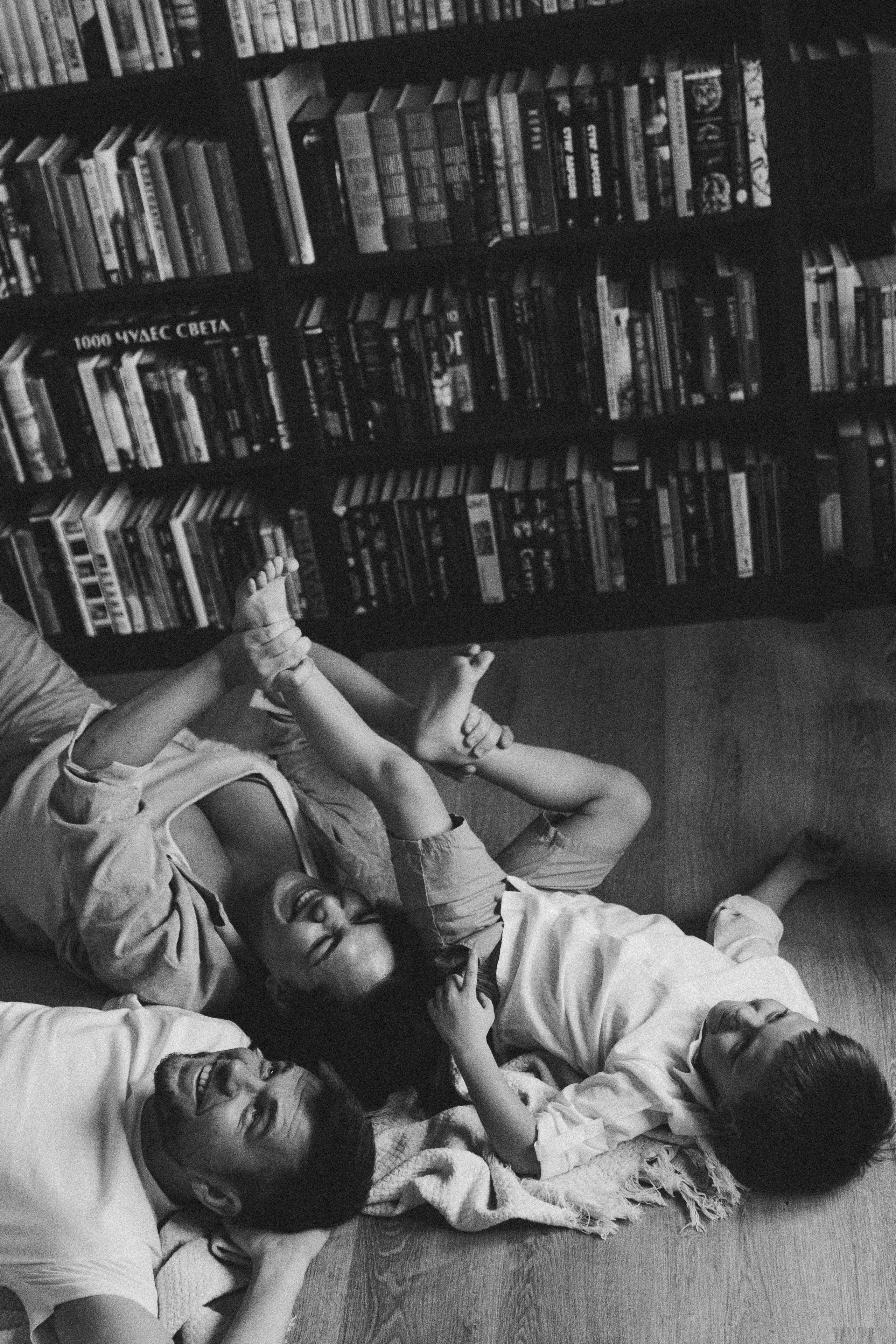 Парная (love story, мама ребенок, две сестры/подруги). Фотограф НИНА ФЕДОРОВА