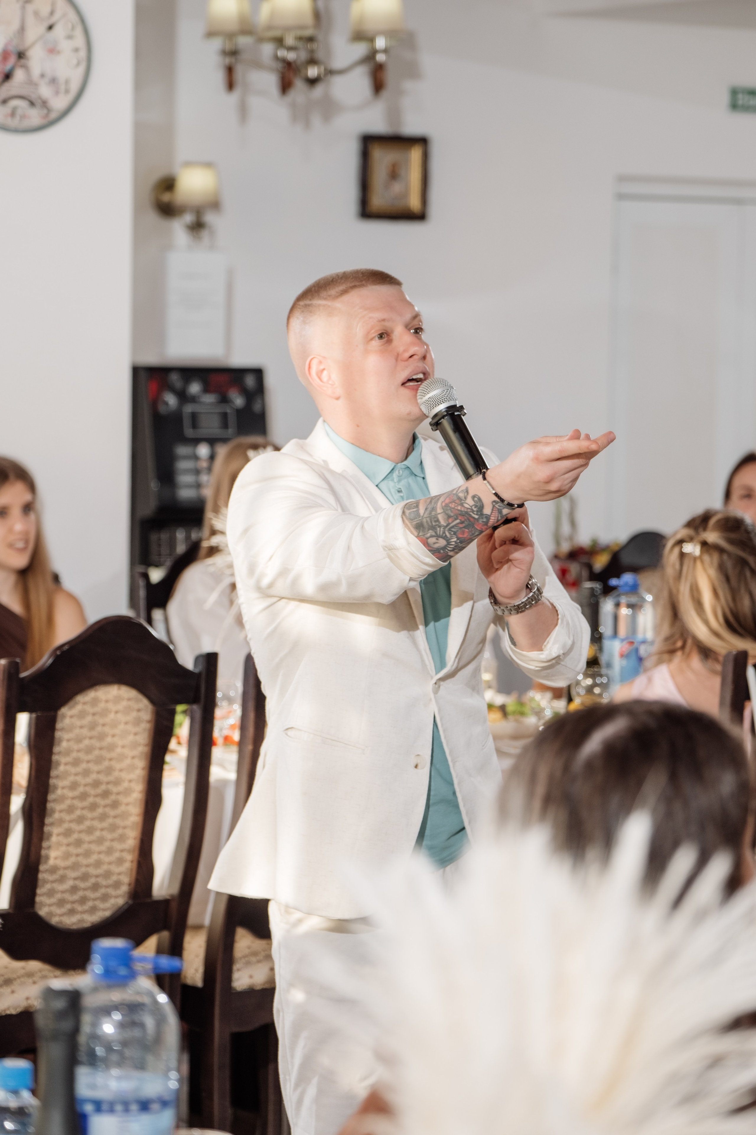 Свадебный ретопртаж. Профессиональная фотосъемка в Крыму. Натуральные эмоции и живые кадры. Забронируйте дату прямо сейчас!