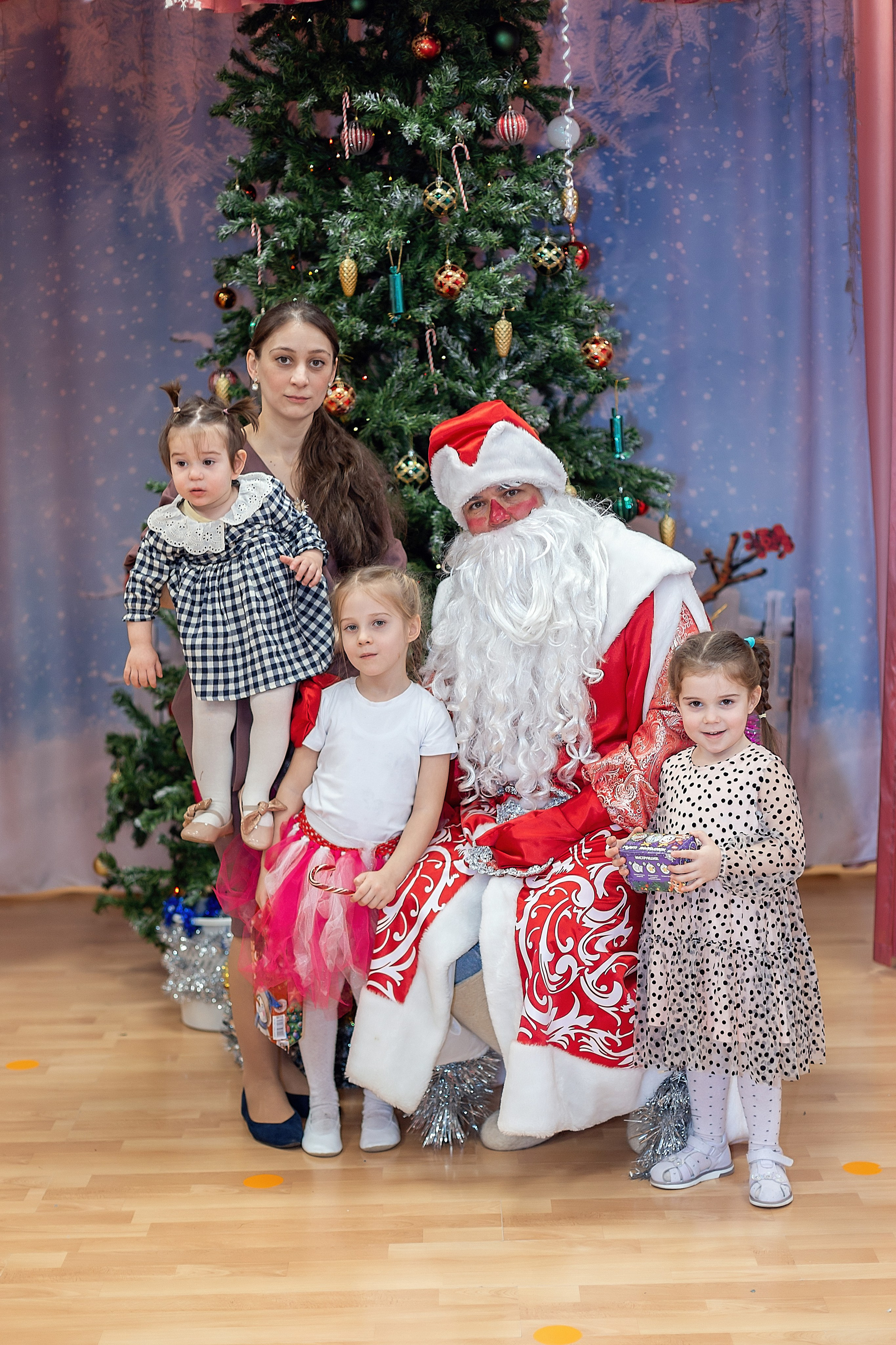 Утренник_"Карамельная фабрика» 2024. Семейный фотограф в Санкт-Петербурге