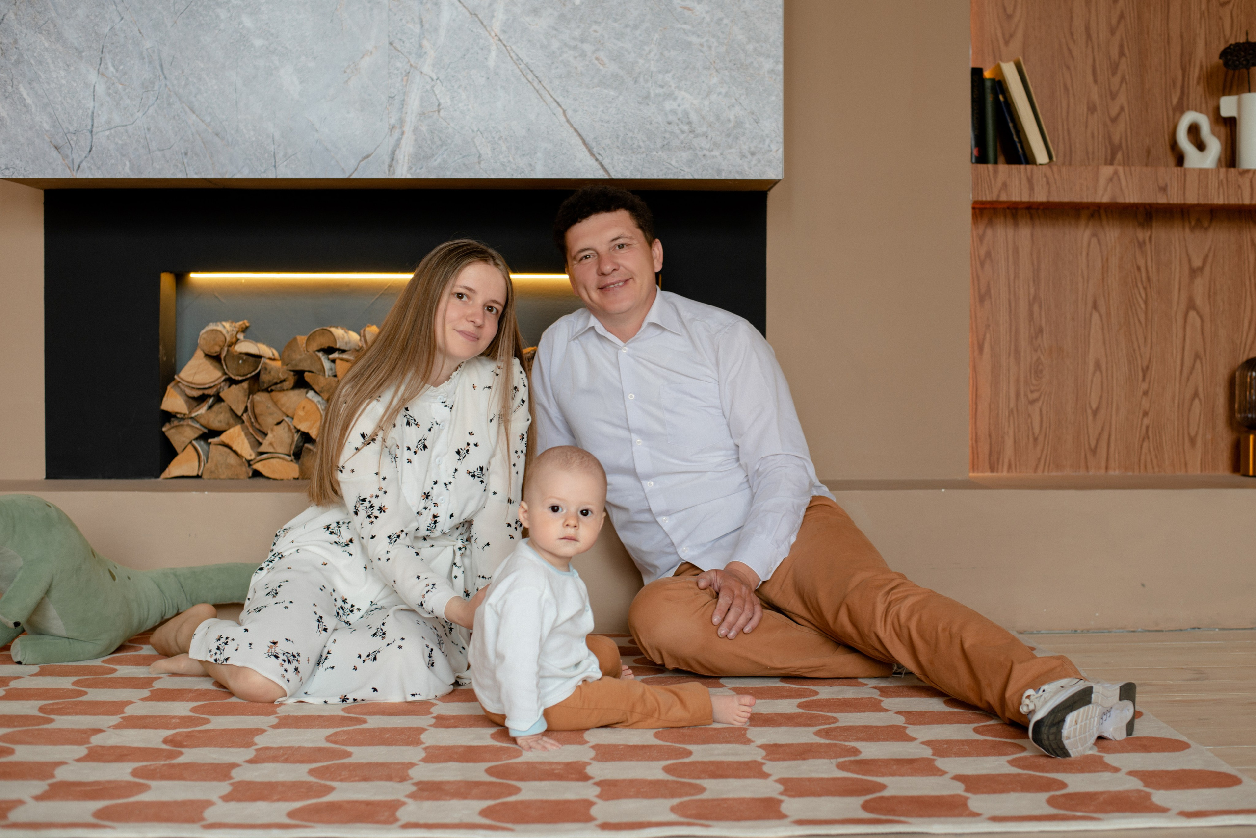 Семейная фотосессия в студии. Фотограф Челябинск Владлена