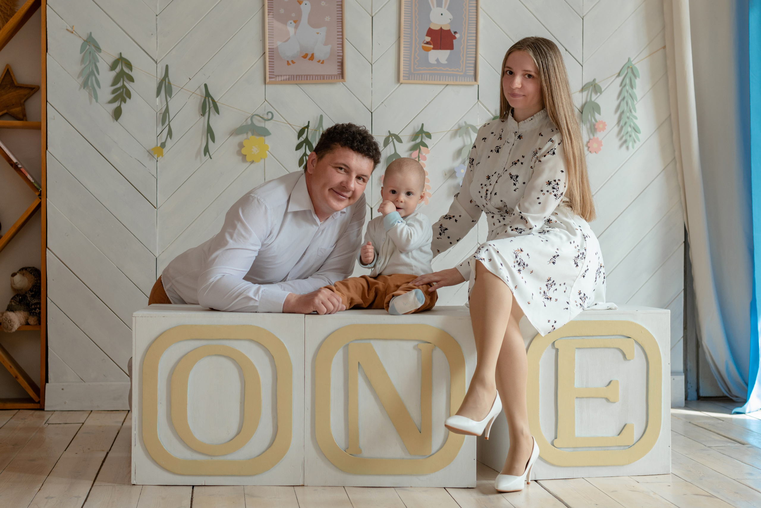 Семейная фотосессия в студии. Фотограф Челябинск Владлена
