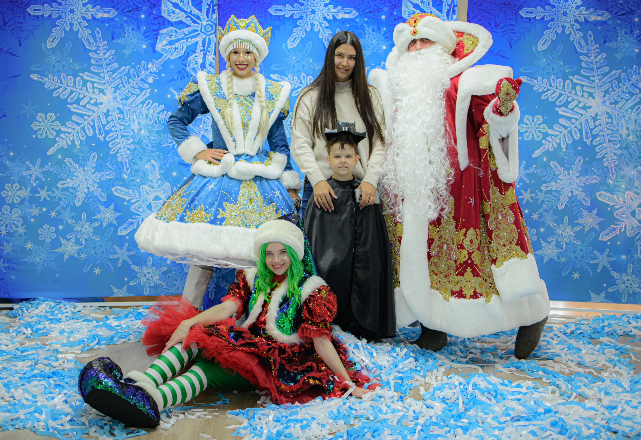 HAPPY NEW YEAR. Photokarish