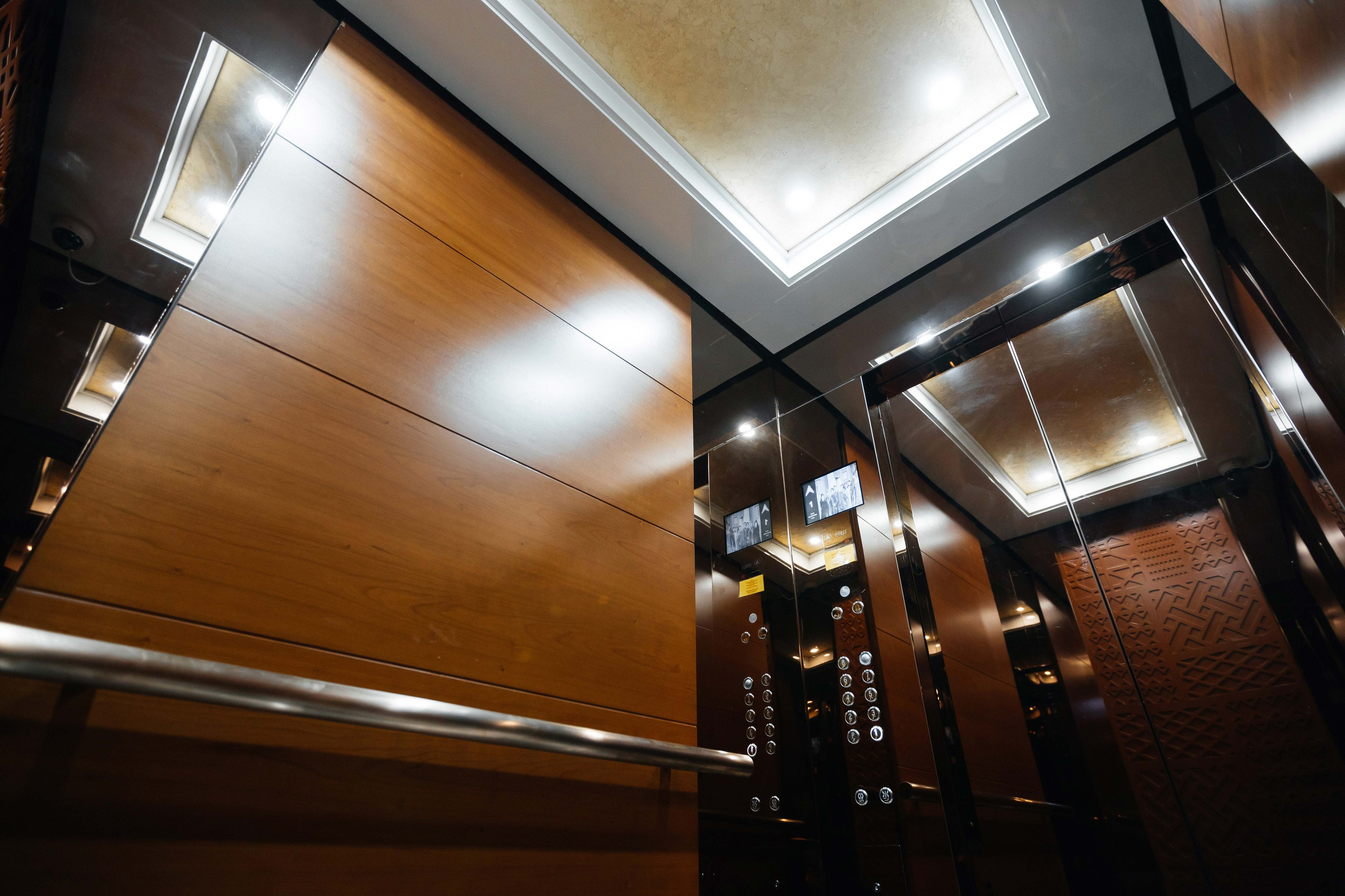 Проект 4. Lift Master. Дата: март 2023. Профессиональный фотограф в городе Астана/Алматы Даурен Сембаев