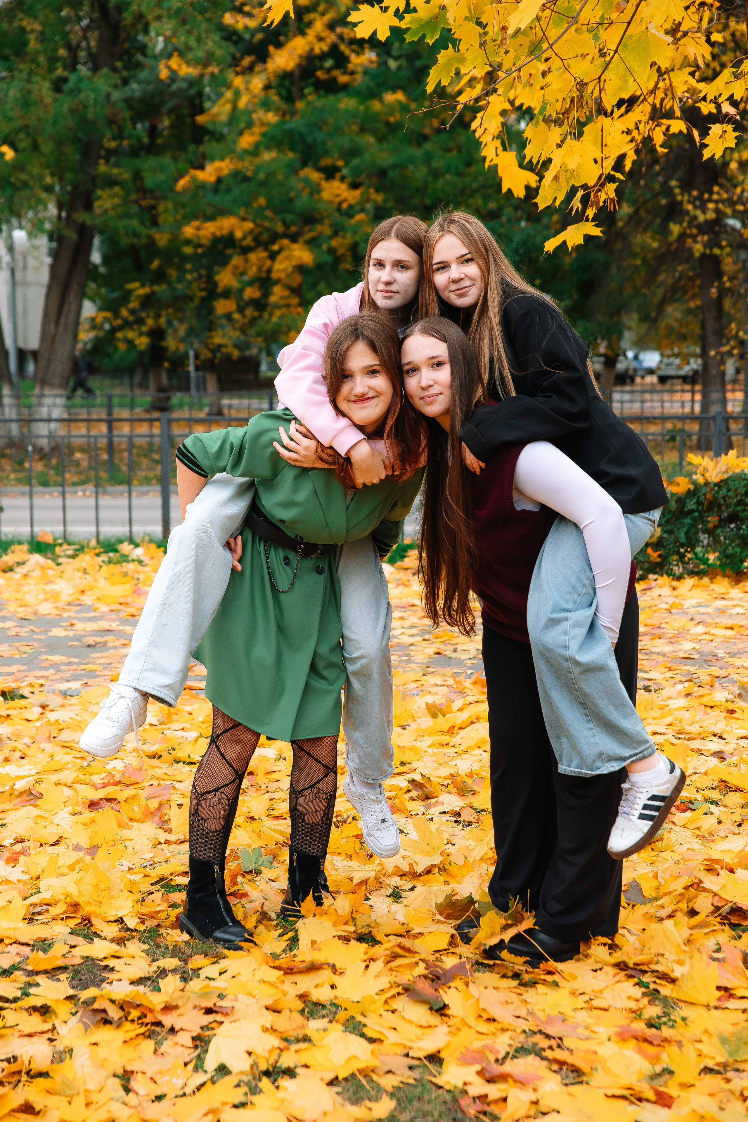 ОСЕННИЕ СТАРШИЕ КЛАССЫ. Свадебный и семейный фотограф в Курске и Курчатове