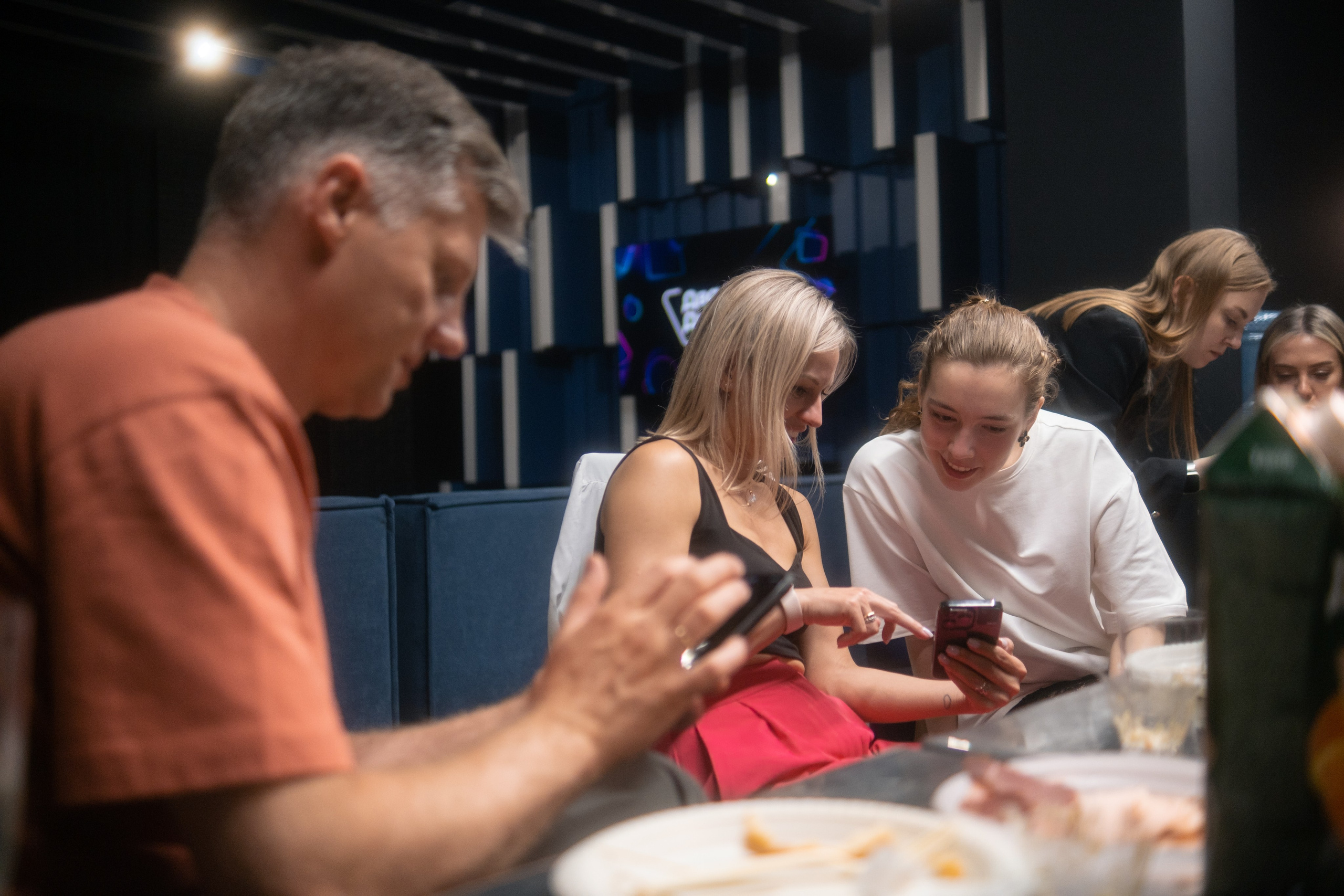 Репортаж со дня рождения. Репортаж — Бэки — Портреты. Москва, СПб. Алексей Назаров