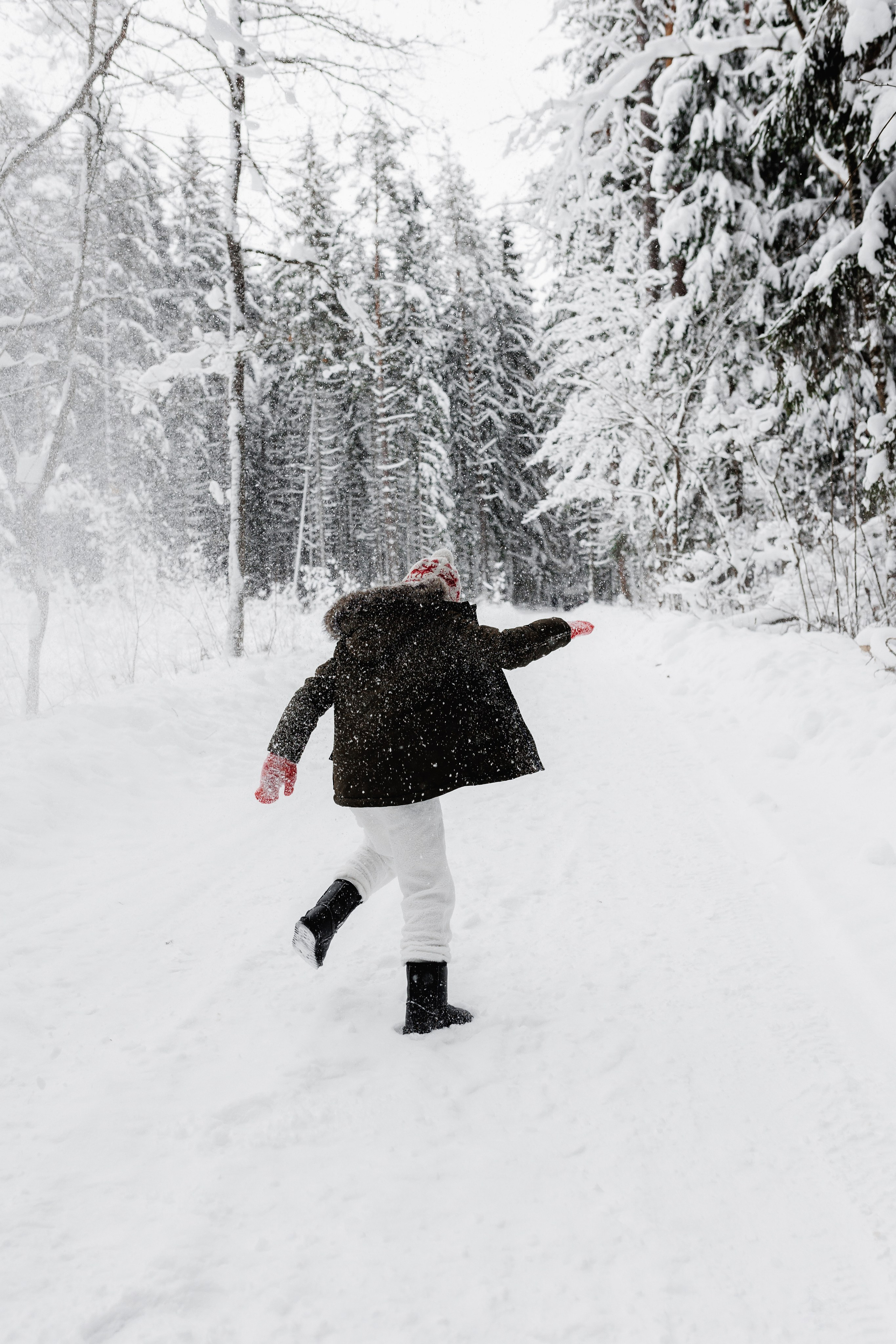 Зимняя фотосессия в лесу. Свадебный и семейный фотограф Витебск, Минск, Андрей Павлов