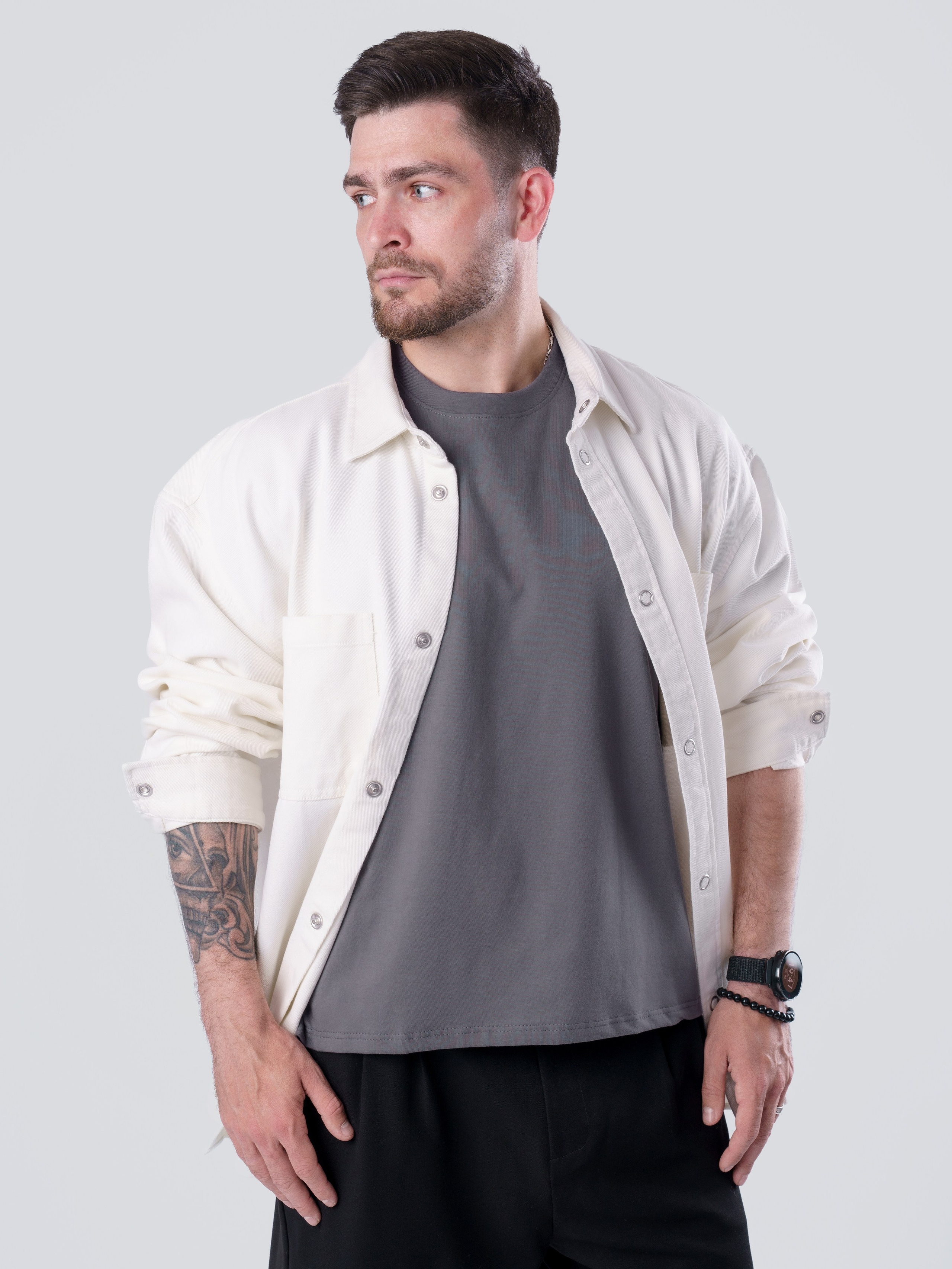 Футболки мужские. KED Production — продакшн из СПб. Создаём фото, видео и контент, который помогает брендам и селлерам продавать больше