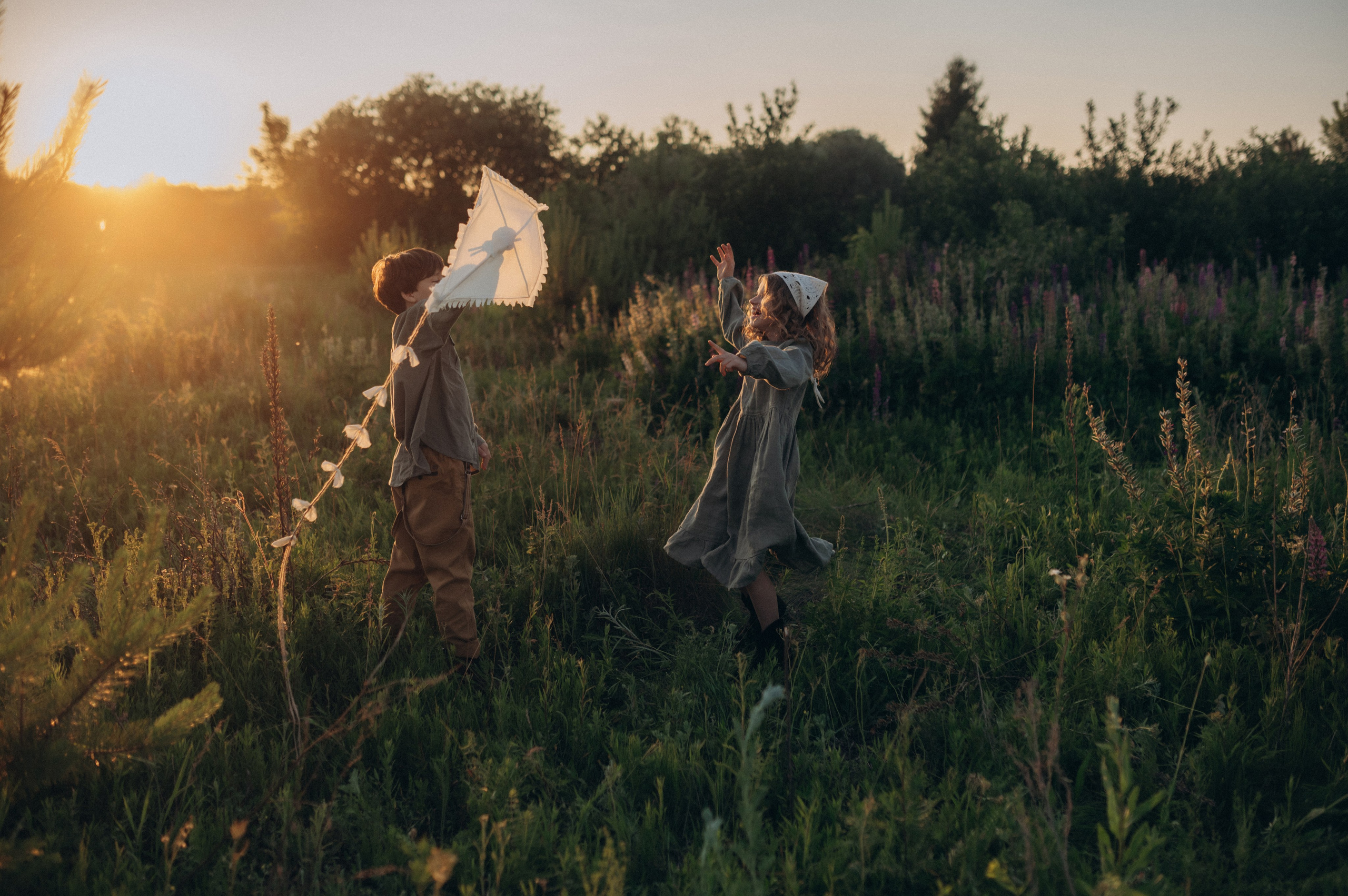 Соня и Захар — первая любовь и воздушный змей. Фотограф Мария Стрелкова