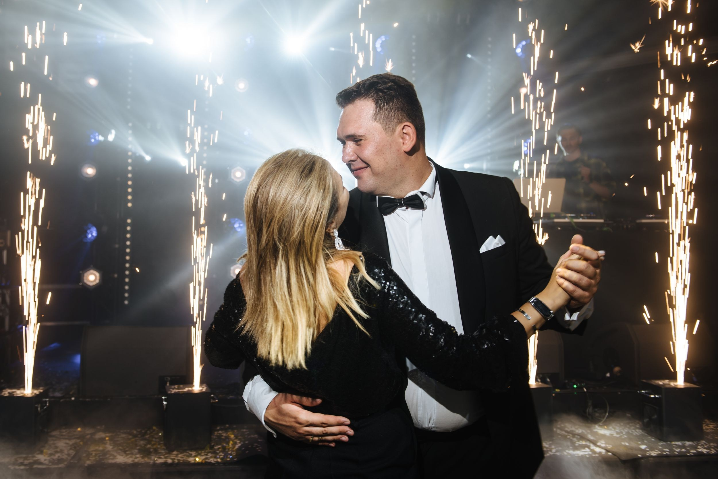 Организовать день рождения Ростов. Студия событий ДЕЙЗИ. Организация мероприятий. Свадебное агентство в Ростове-на-Дону. Свадебный организатор. Организация свадьбы под ключ