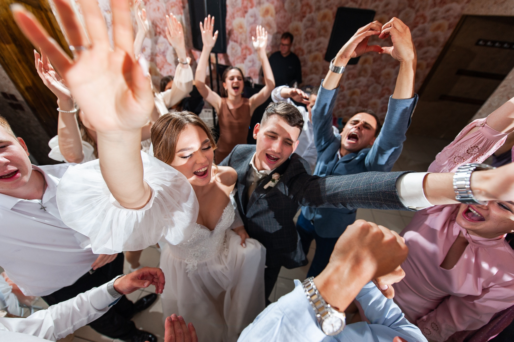 Нижнеомская свадьба. Свадебный и семейный фотограф в Омске Мормулев Михаил