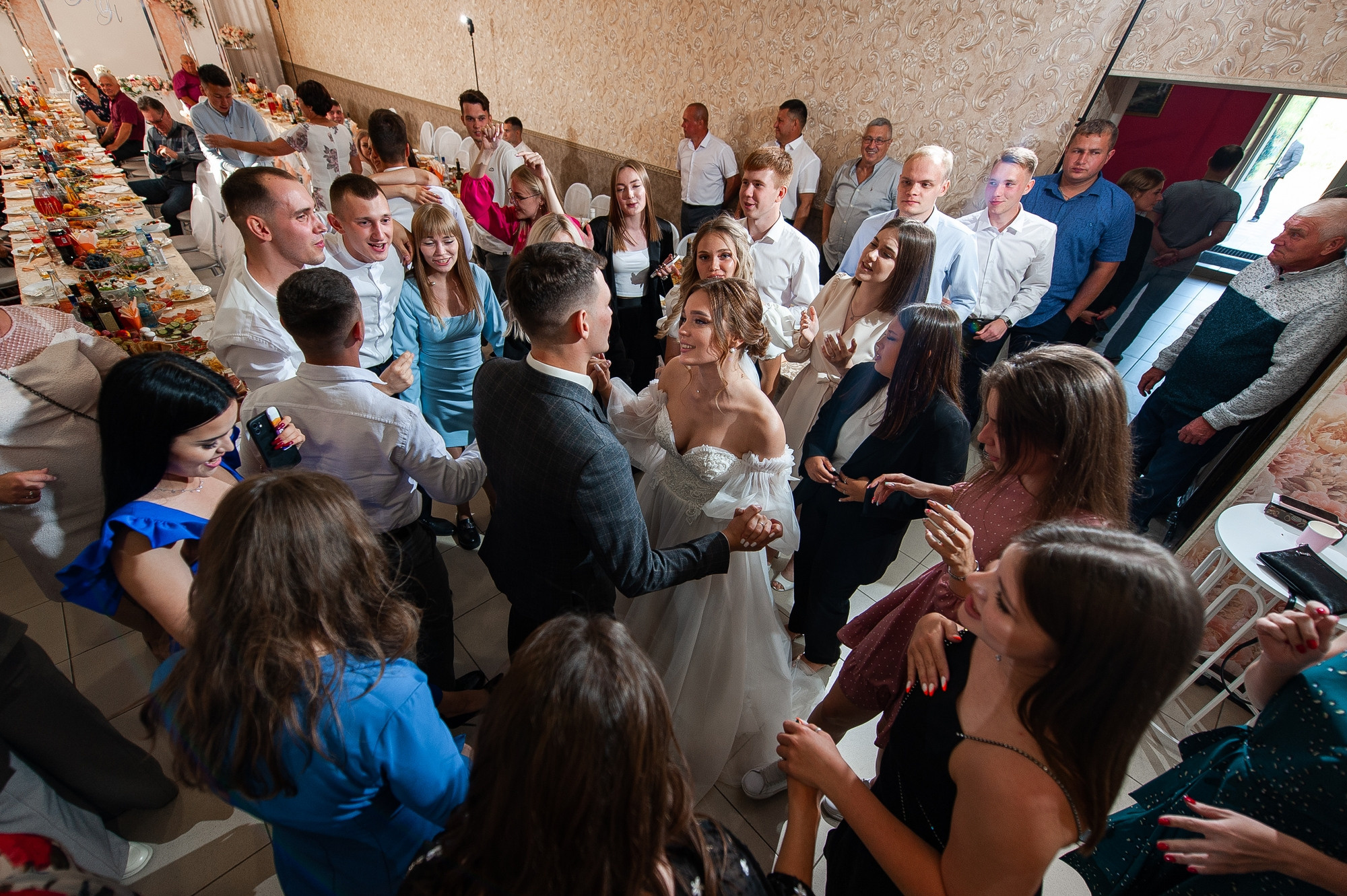 Нижнеомская свадьба. Свадебный и семейный фотограф в Омске Мормулев Михаил