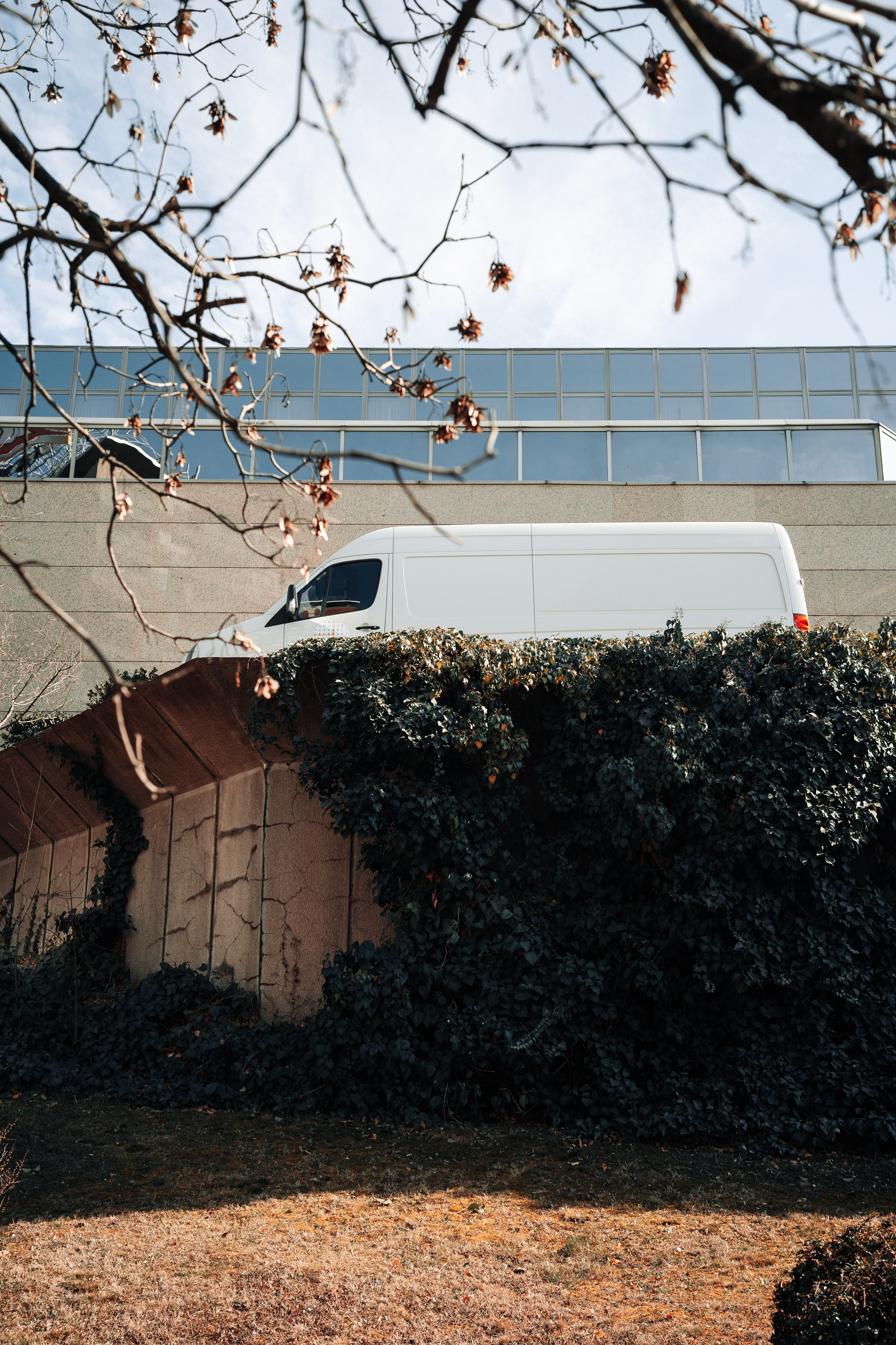 Urban and Street. Oleg Kozachok — Photographer with Protanopia | Portraits, Texture & Light