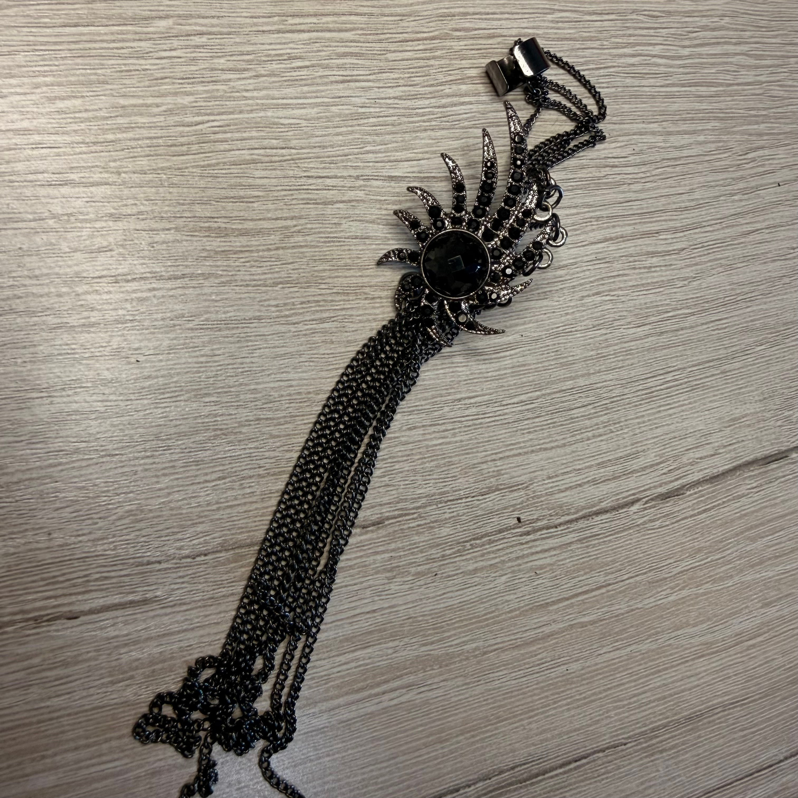 Украшения в аренду. Аренда костюмов, платьев и реквизита для фотосессий на Камчатке