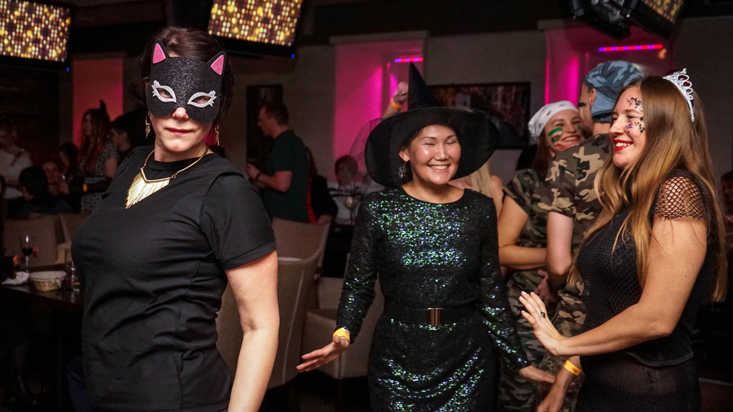 Фандец. Хеллоуиновская клубная вечеринка | 13.11.21. Галерея Фантим