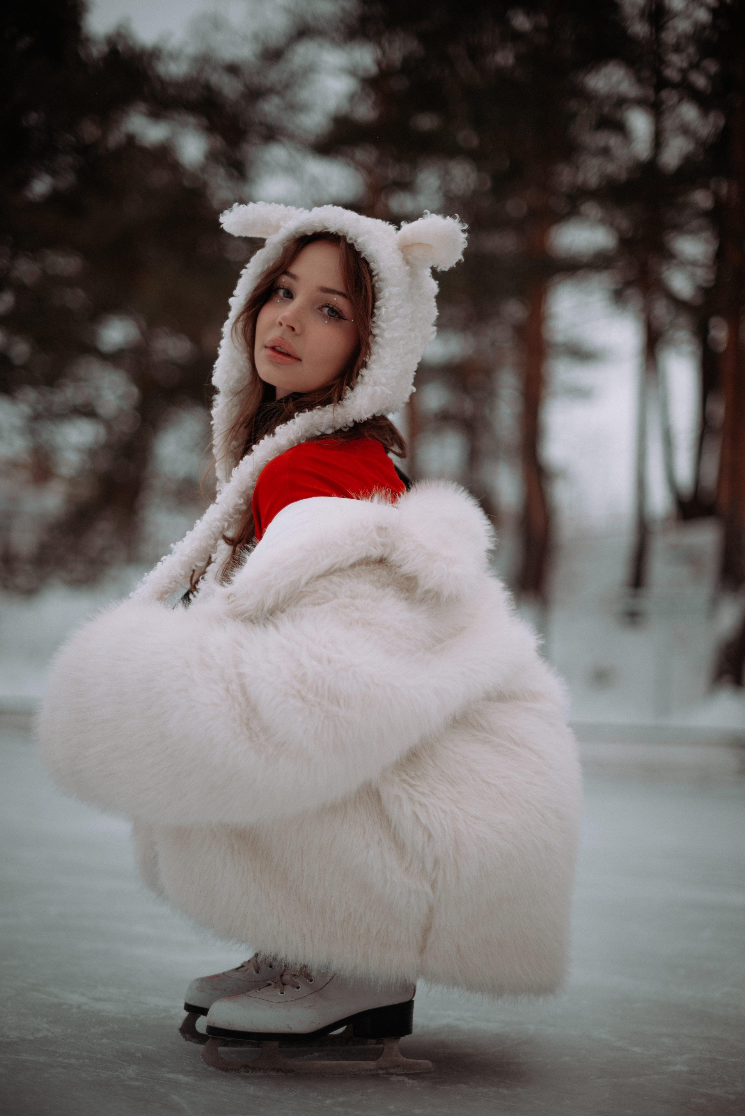 Ирина. Женский фотограф. Создатель украшений ручной работы. Модель