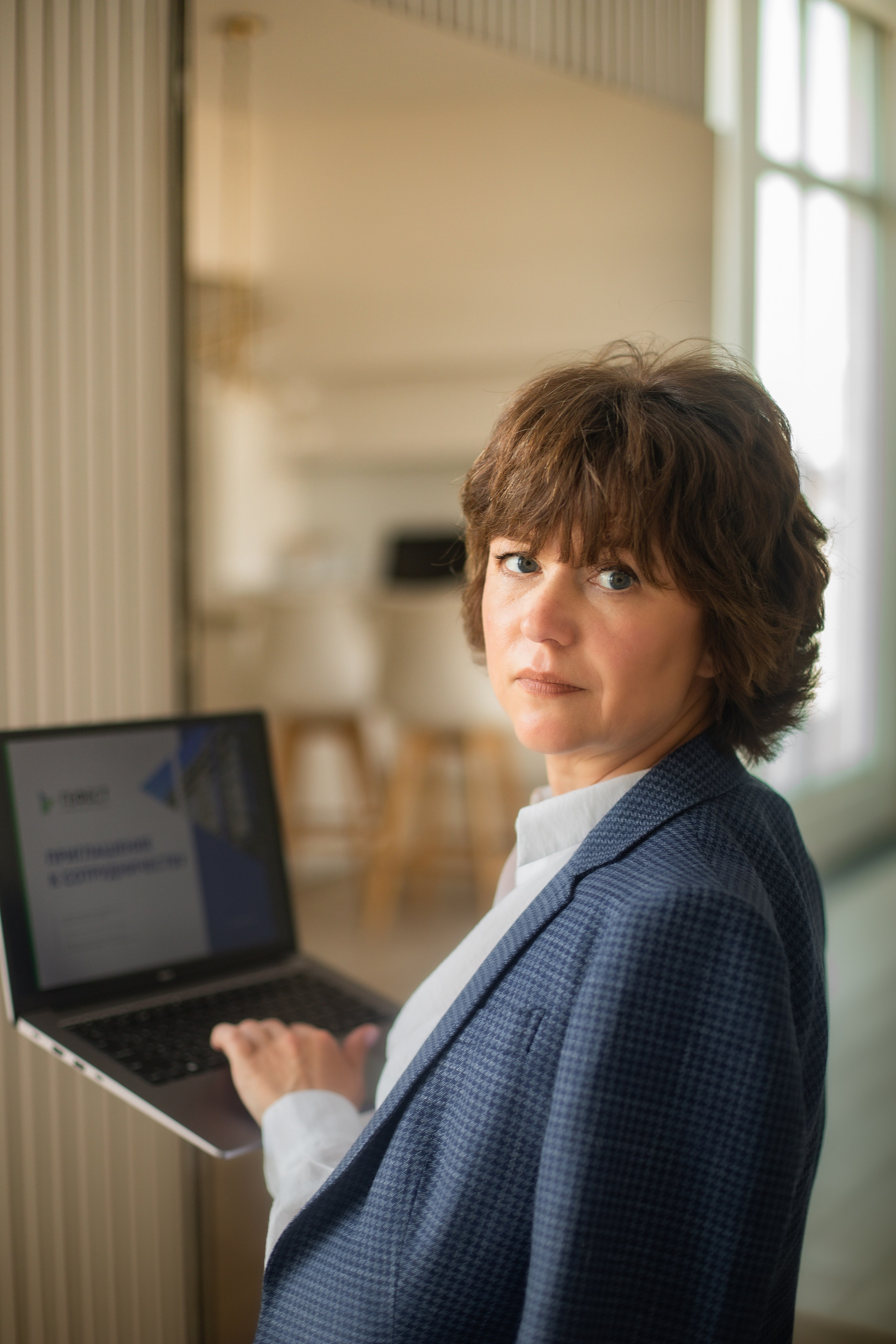 Студийная. Семейный свадебный интерьерный фотограф Тверь Санкт- Марина Свистунова