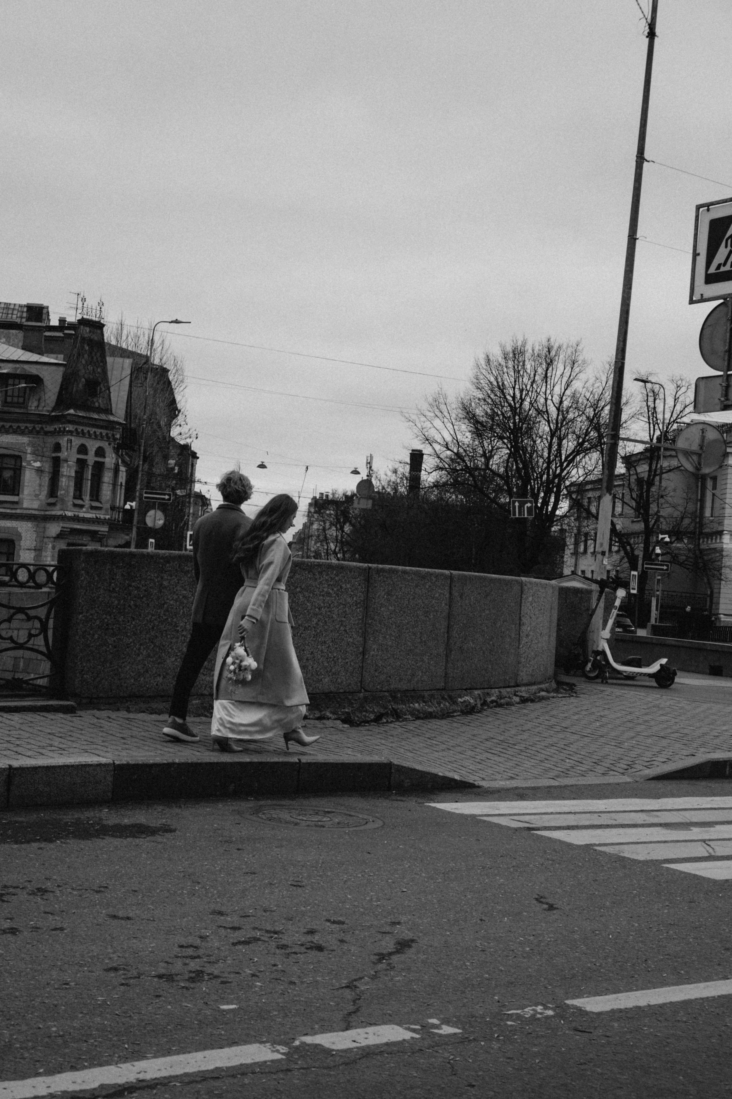 СВАДЕБНАЯ СЬЕМКА В ОТЕЛЕ. СБОРЫ ЖЕНИХА И НЕВЕСТЫ И ТАКЖЕ ТОР И ПОДГОТОВКА К ПРОГУЛКЕ И ПРОГУЛКА ПО ПЕТРОГРАДКЕ. Профессиональный фотограф, Санкт-Петербург — Виктория Богомолова